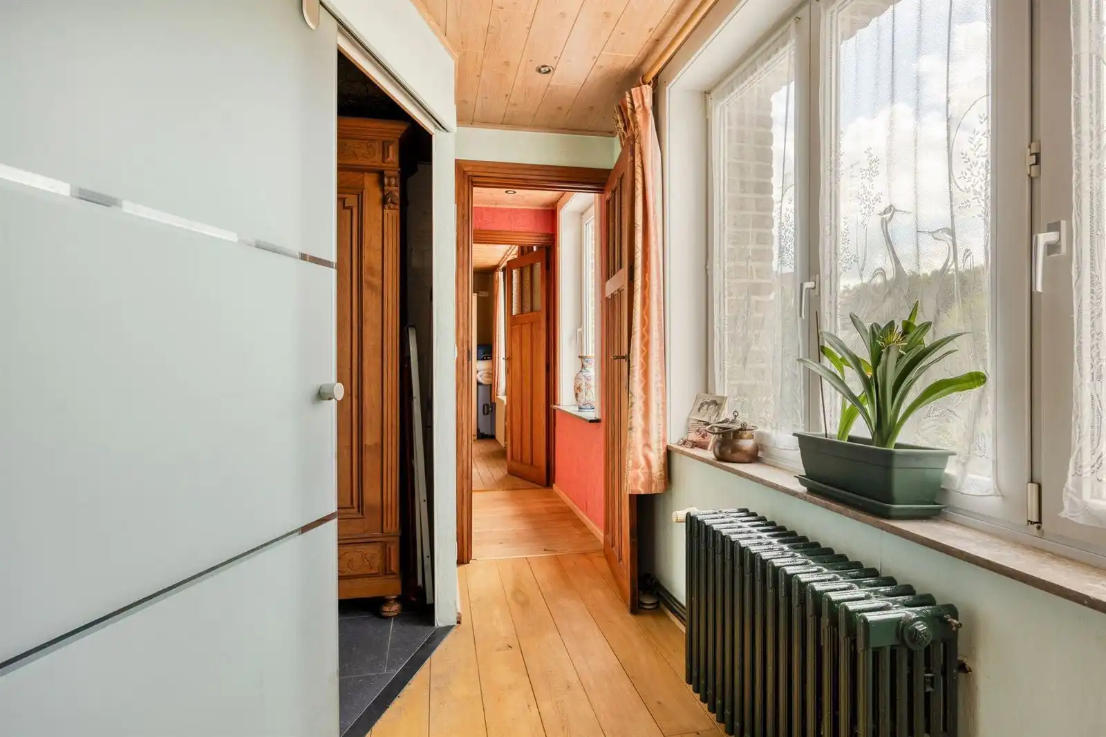 Unieke woning op mooi perceel van 12a foto 17