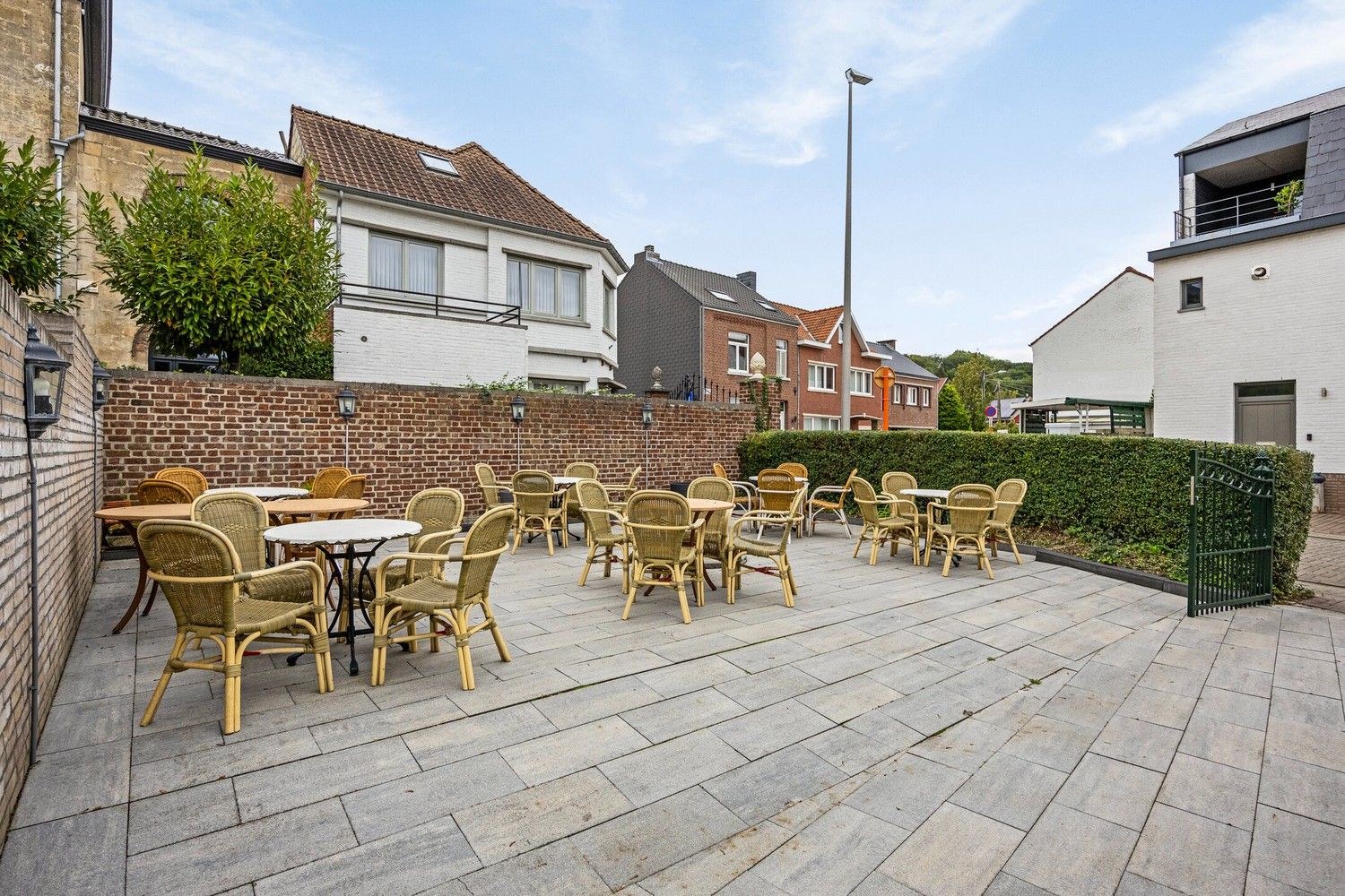 Restaurant ‘Het Heukske’ met bovenliggende woonst te koop in het gezellige Kanne, Riemst. foto 14