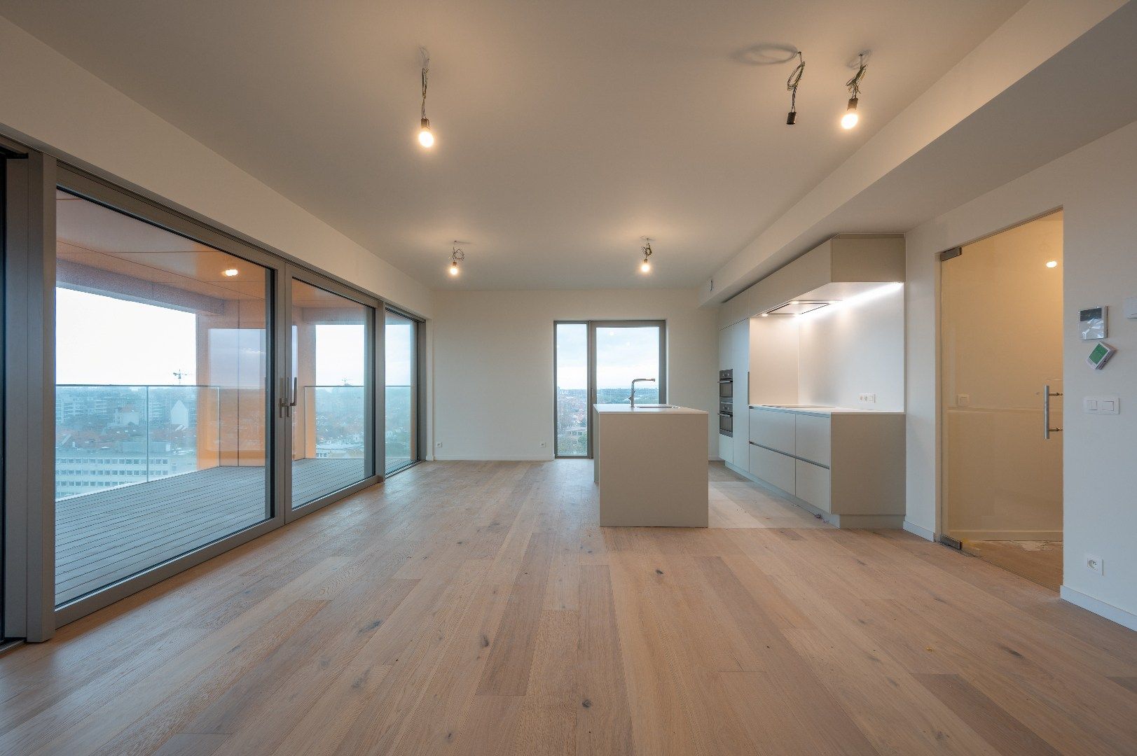 Hoekappartement met ruim terras en prachtige verzichten - zeezicht foto 3