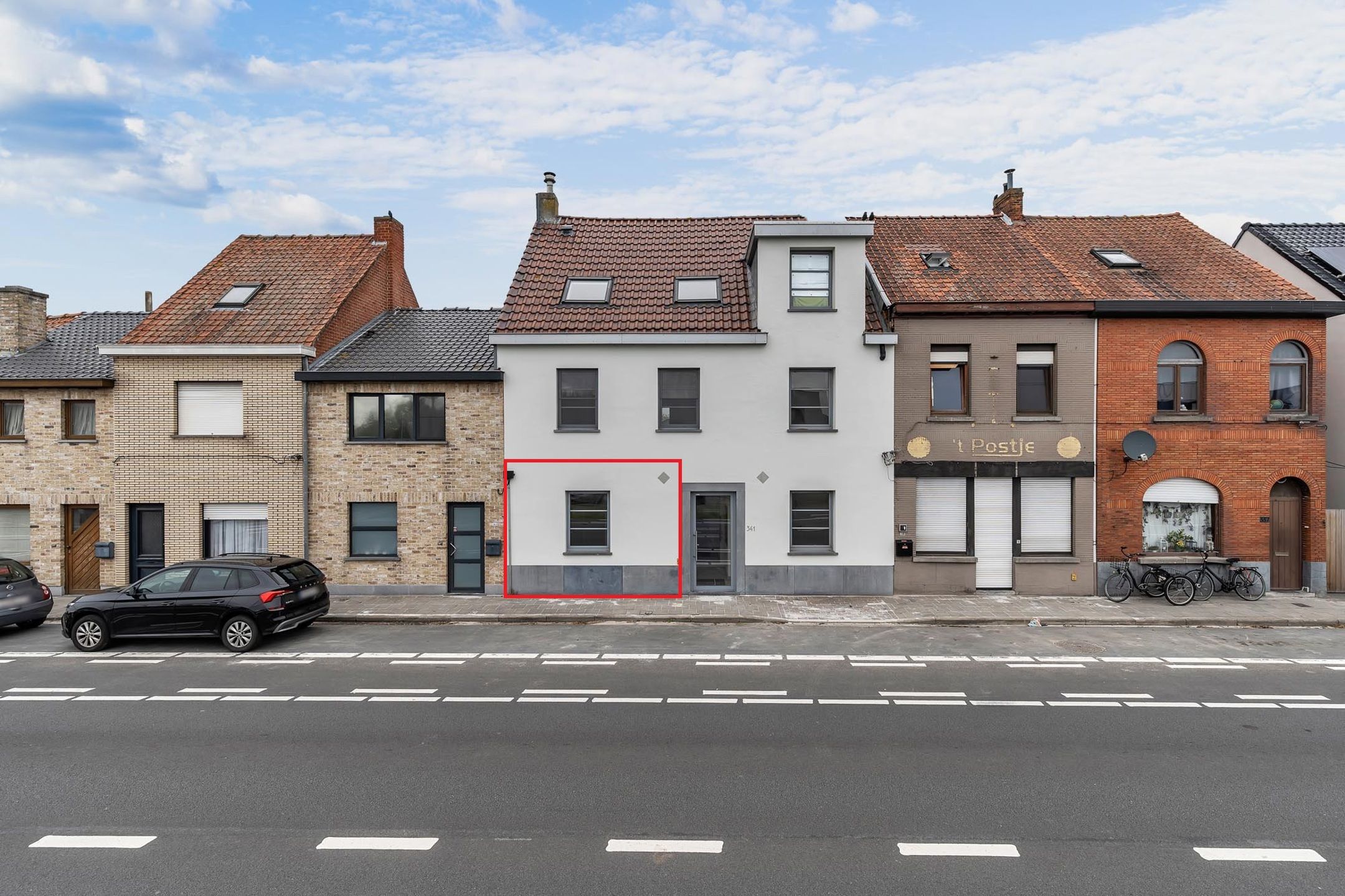 Instapklaar gelijkvloers appartement met tuin nabij centrum Deinze foto {{pictureIndex}}