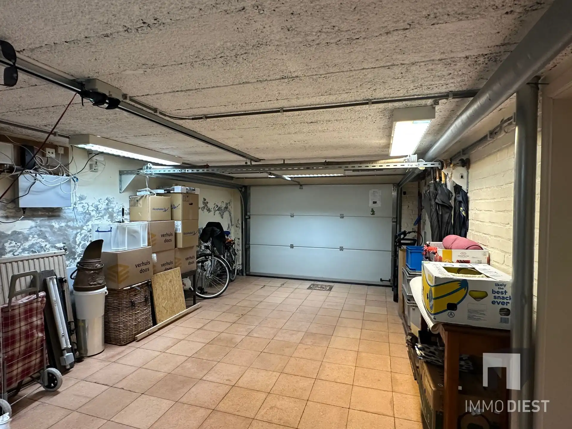 Zonnige woning met 3 slpks, garage en tuin foto 32
