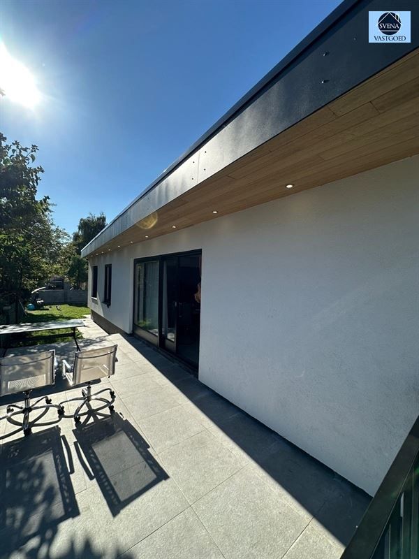 WONING MET HANDELSRUIMTE EN 3 SLAAPKAMERS foto 29