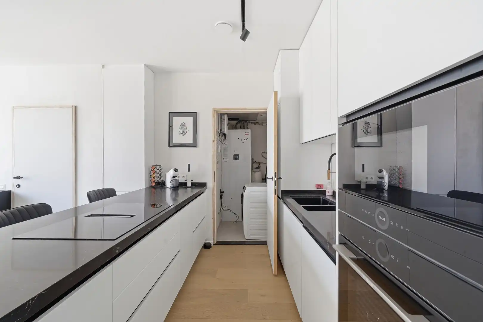 Modern energiezuinig 2-slaapkamerappartement te Bredene foto 9