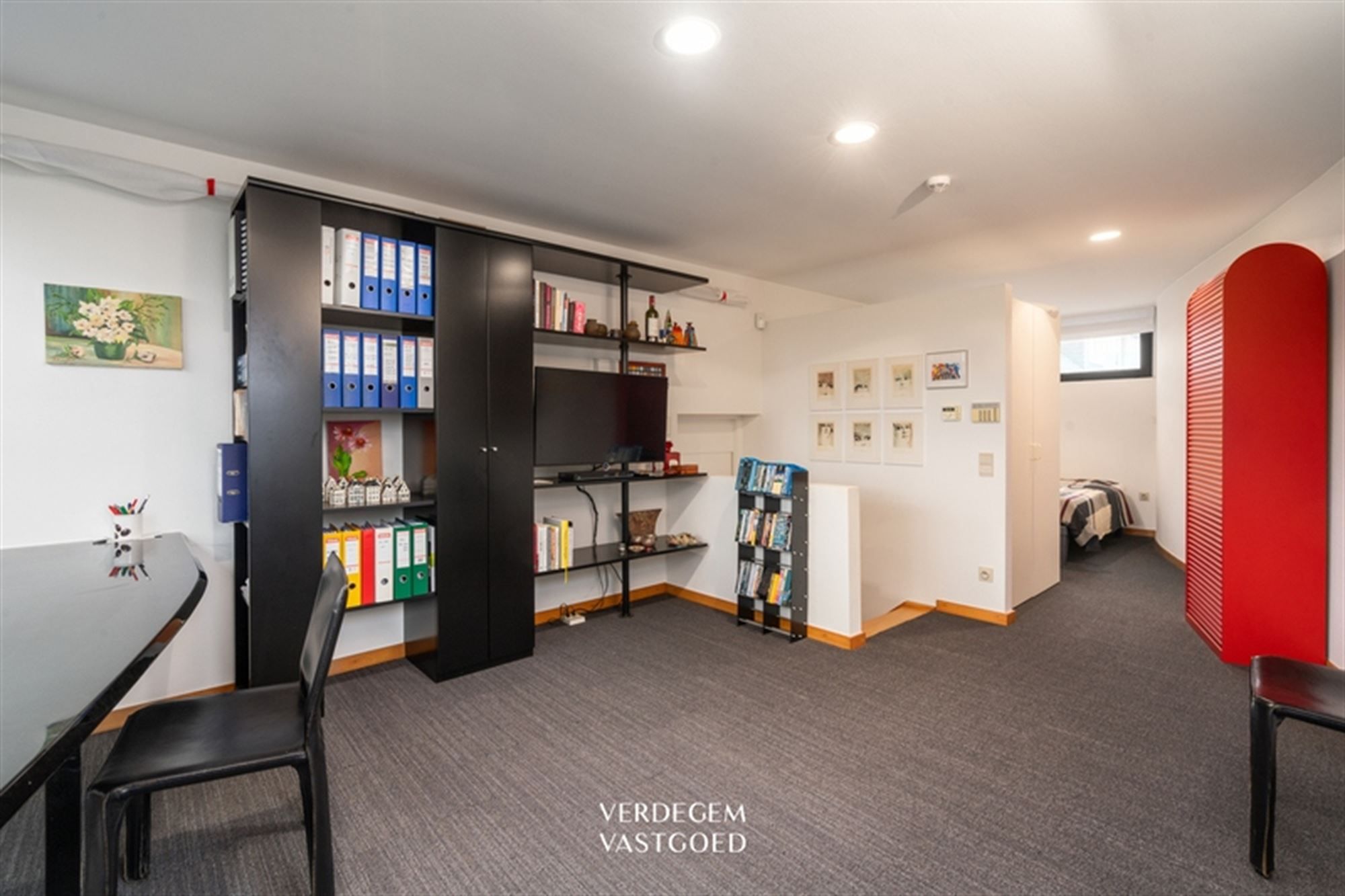 Architectenvilla met aparte studio en Wase zichten foto 9