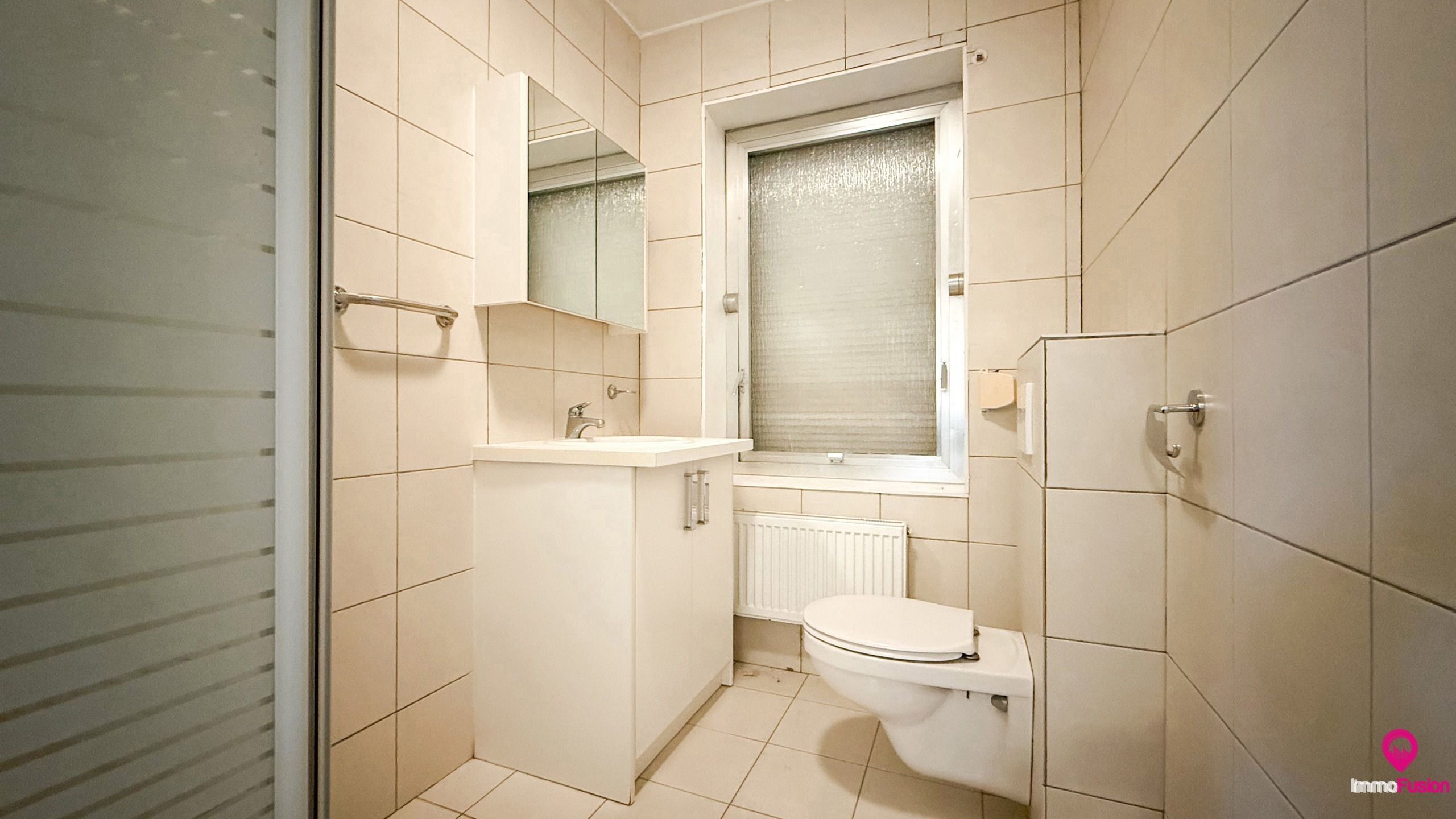 Charmante gezinswoning met potentieel foto 16