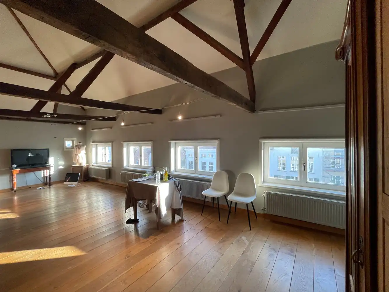 Brugge, aan de SINT-ANNAREI ,  PRACHTIG&nbsp; APPARTEMENT in een herenhuis  Living 60 m² met  mezzanine van 50m² + 2 Slaapkamers, foto 3