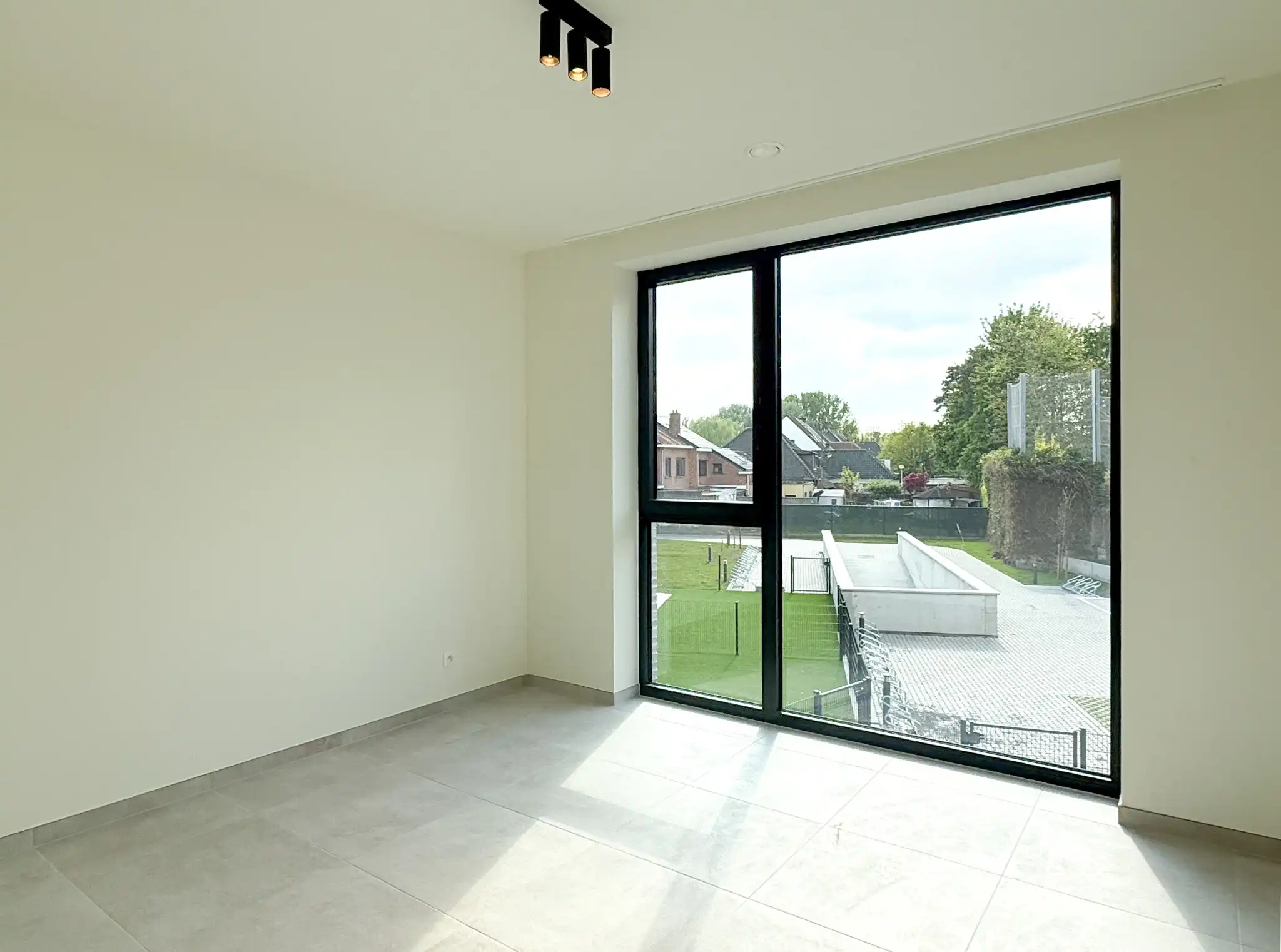 Nieuwbouwappartement op de eerste verdieping met terras en twee slaapkamers foto 8