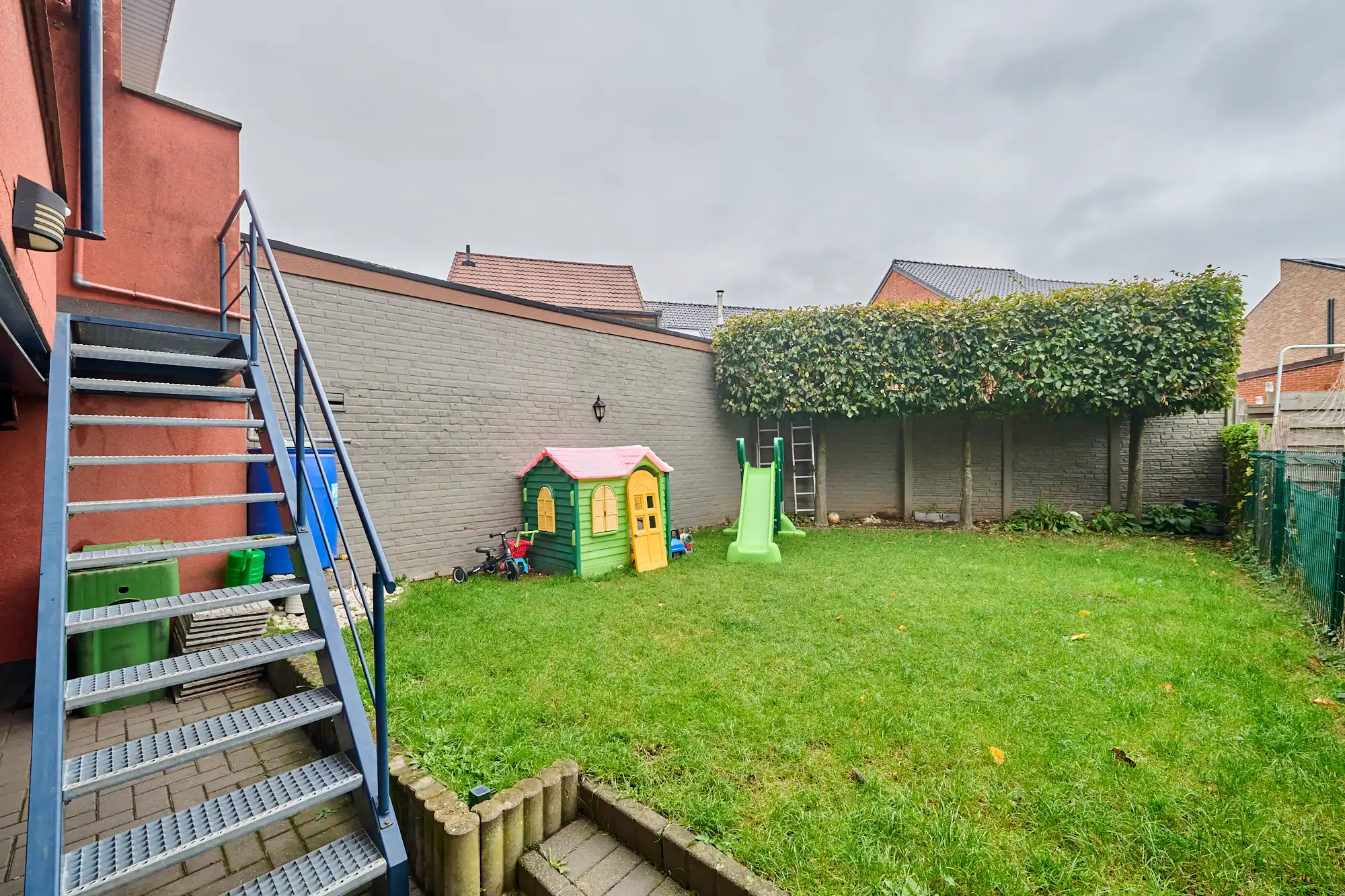 Instapklare woning met garage en 3 slpks op rustige locatie foto 14