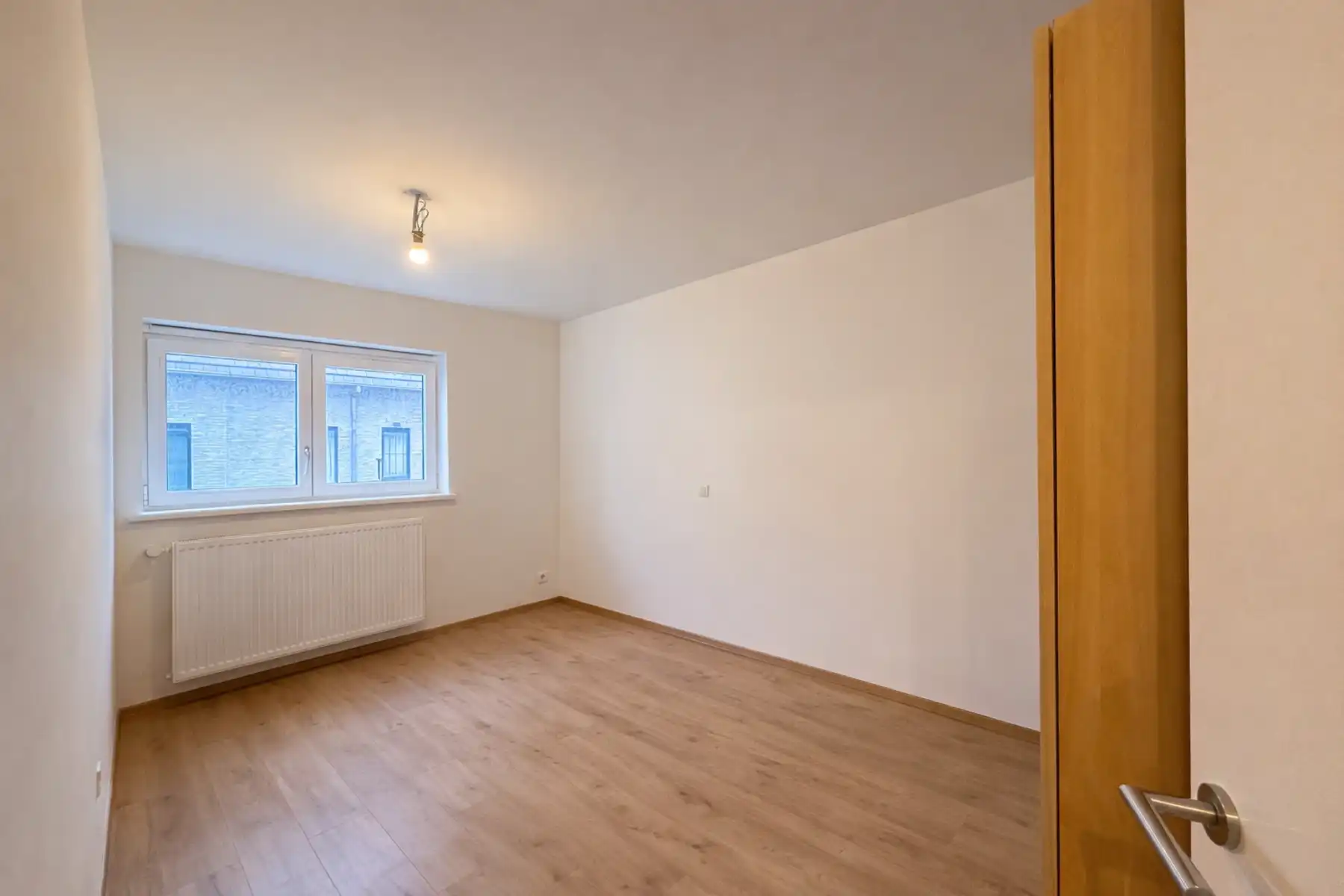 Recent appartement (1ste V.) met 2 slaapkamers en terras  foto 14