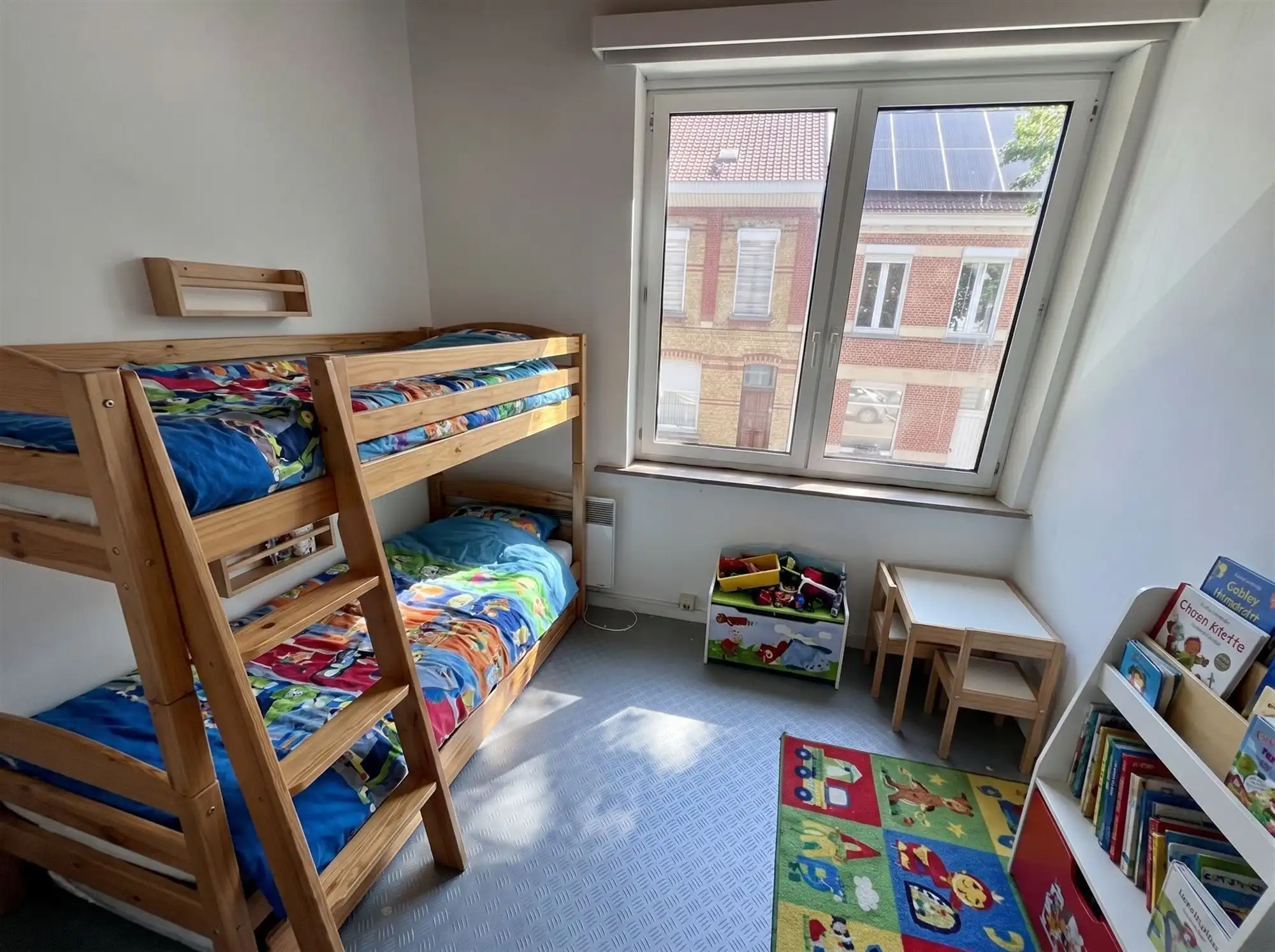 Huis met 3 slaapkamers en koer foto 19