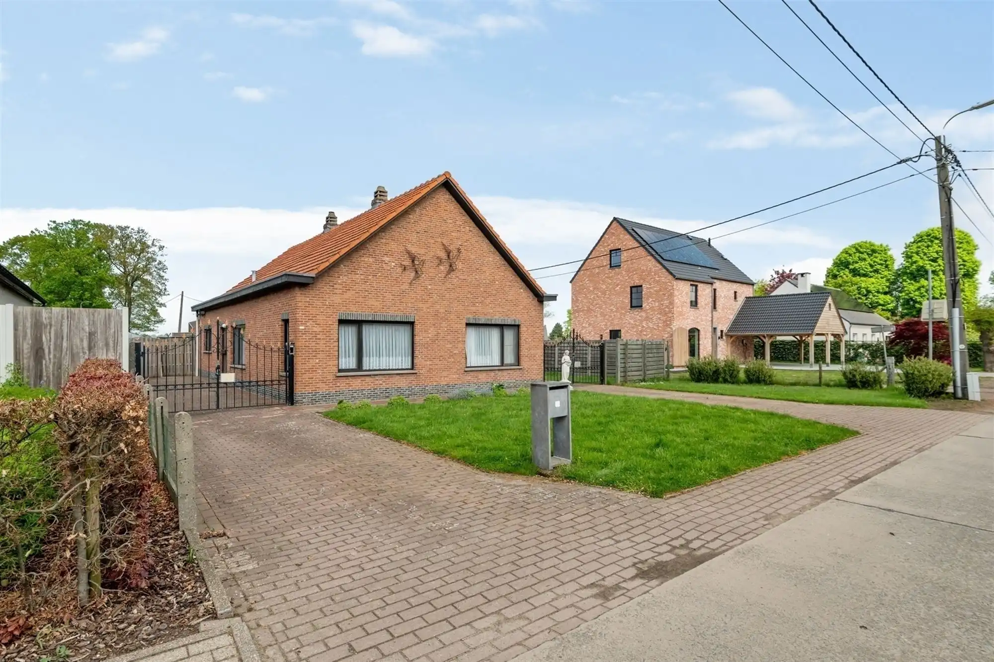 Verzorgde woning te Onze-Lieve-Vrouw-Waver foto 2