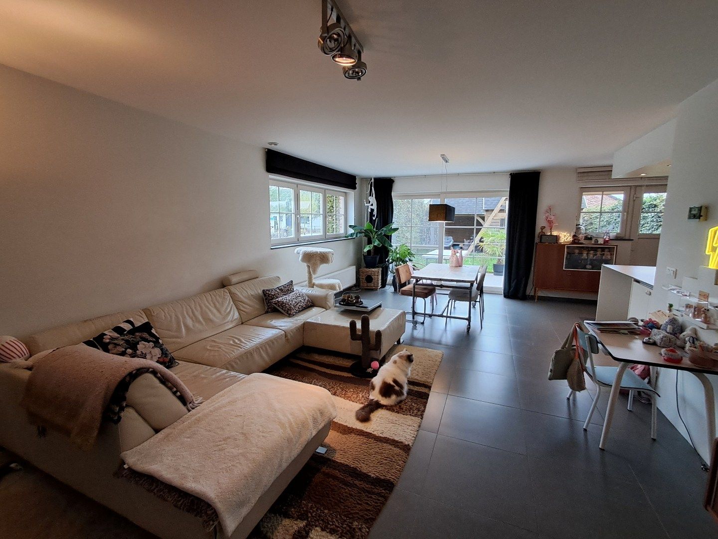 Mooie woning te Lapscheure foto 2