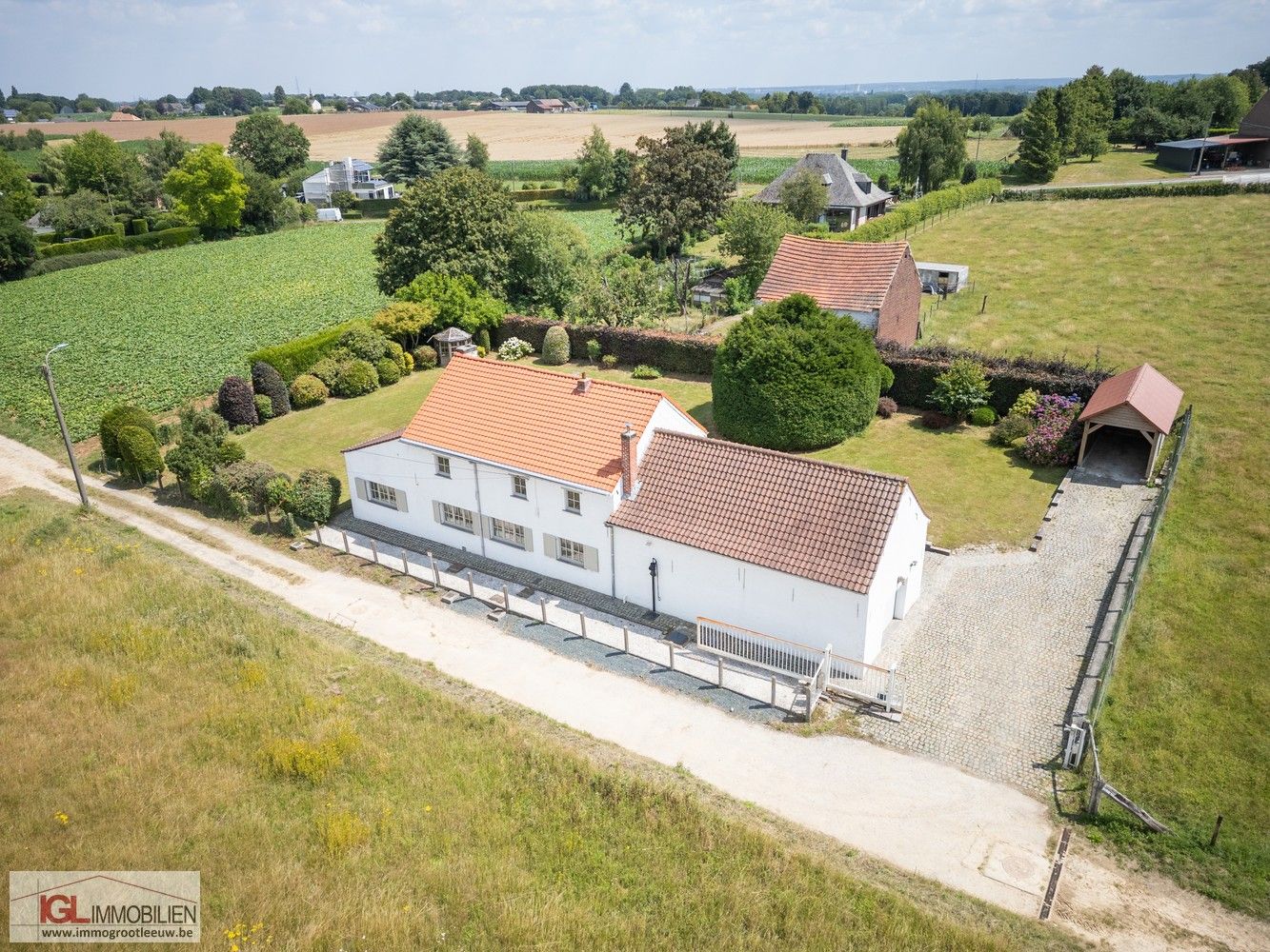 Charmante gerenoveerde fermette met 4 slaapkamers! foto 30