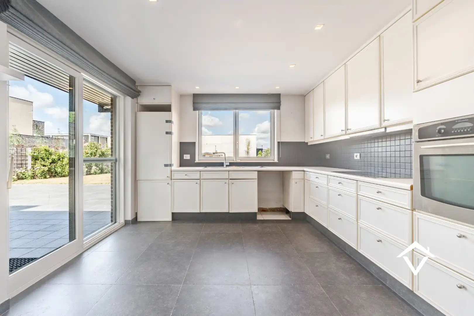 Alleenstaande woning met polyvalent bijgebouw te Zedelgem  foto 12