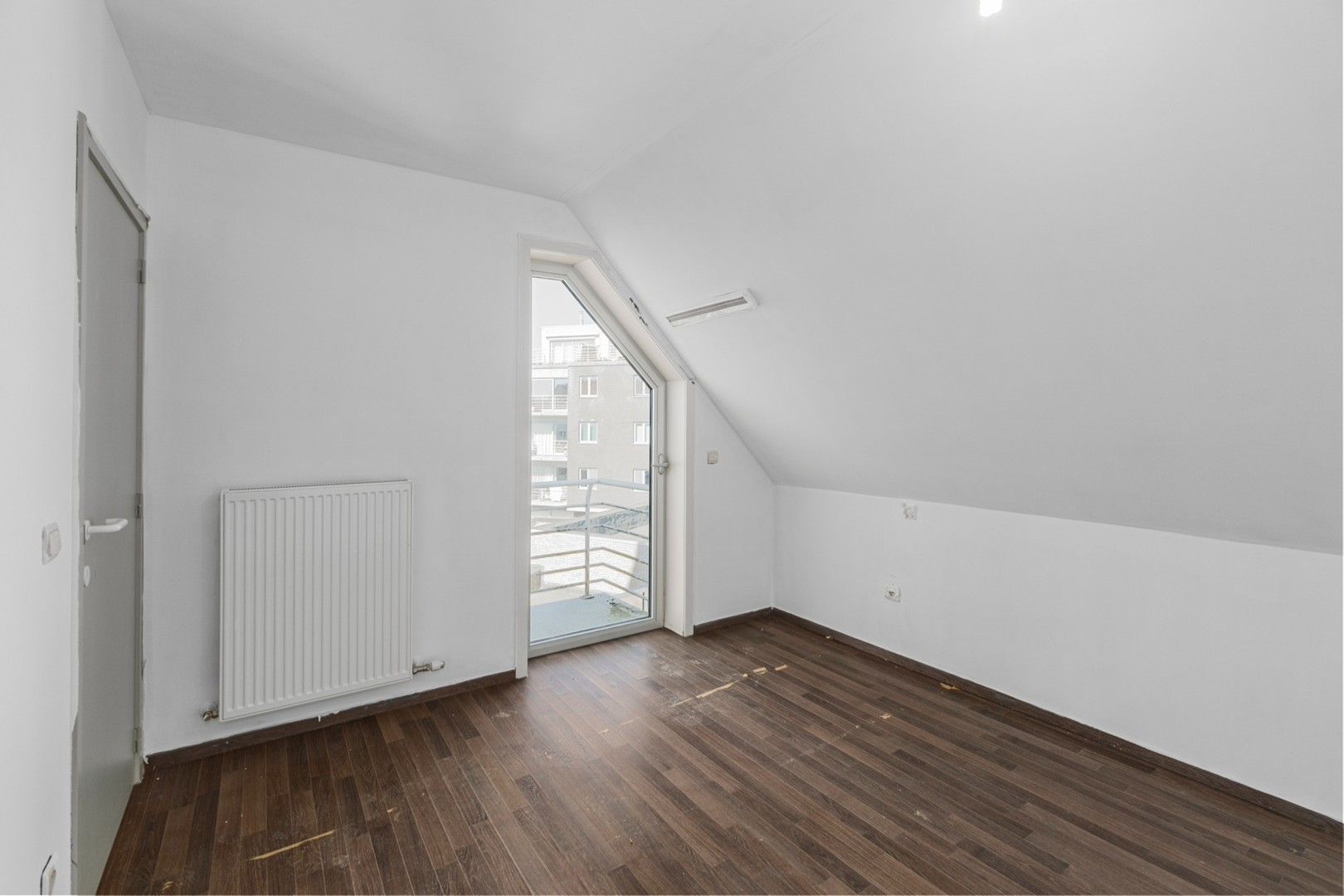 Instapklare appartement met 2 slaapkamers foto 6