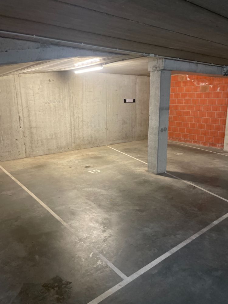 Ruime staanplaats in centrum Blankenberge foto 4