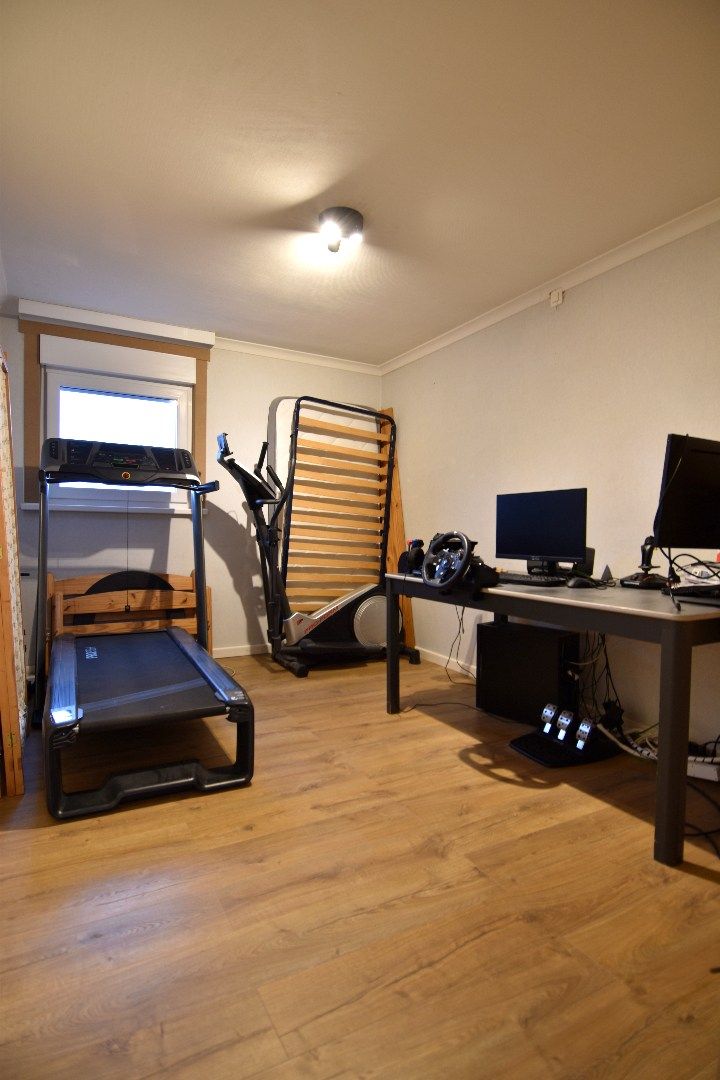 Instapklare woning met 3 slaapkamers, tuin en inpandige garage te koop in Gullegem foto 13