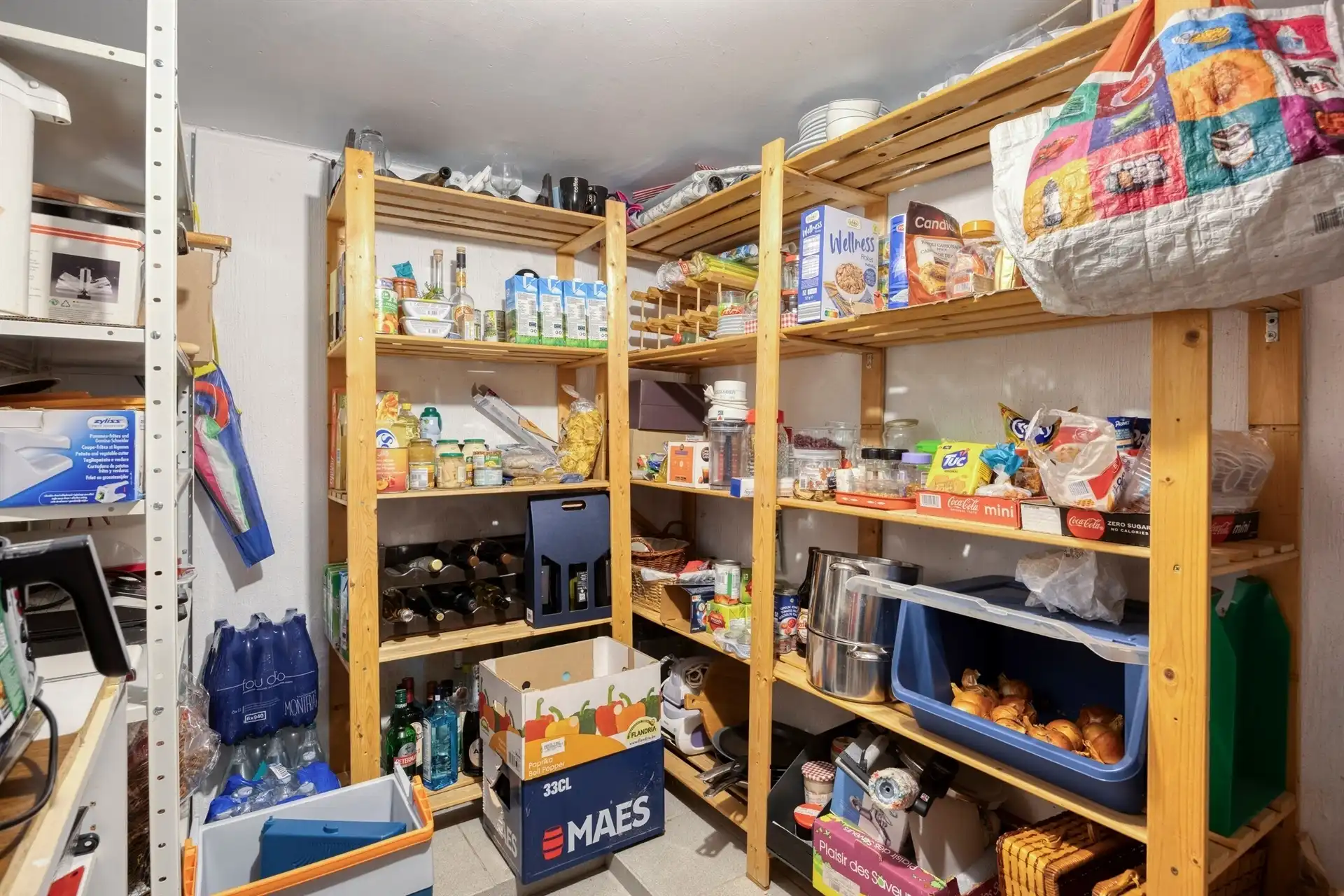 Villa in doodlopende straat foto 19