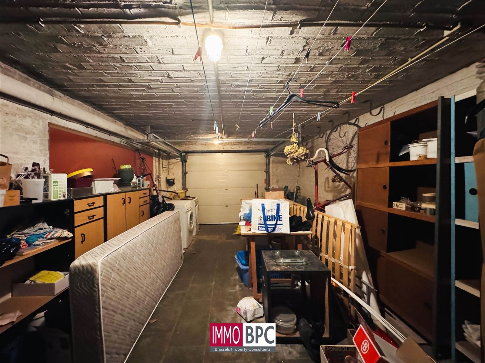 Karaktervol woning met 5 slaapkamers , tuin en garage  foto 38