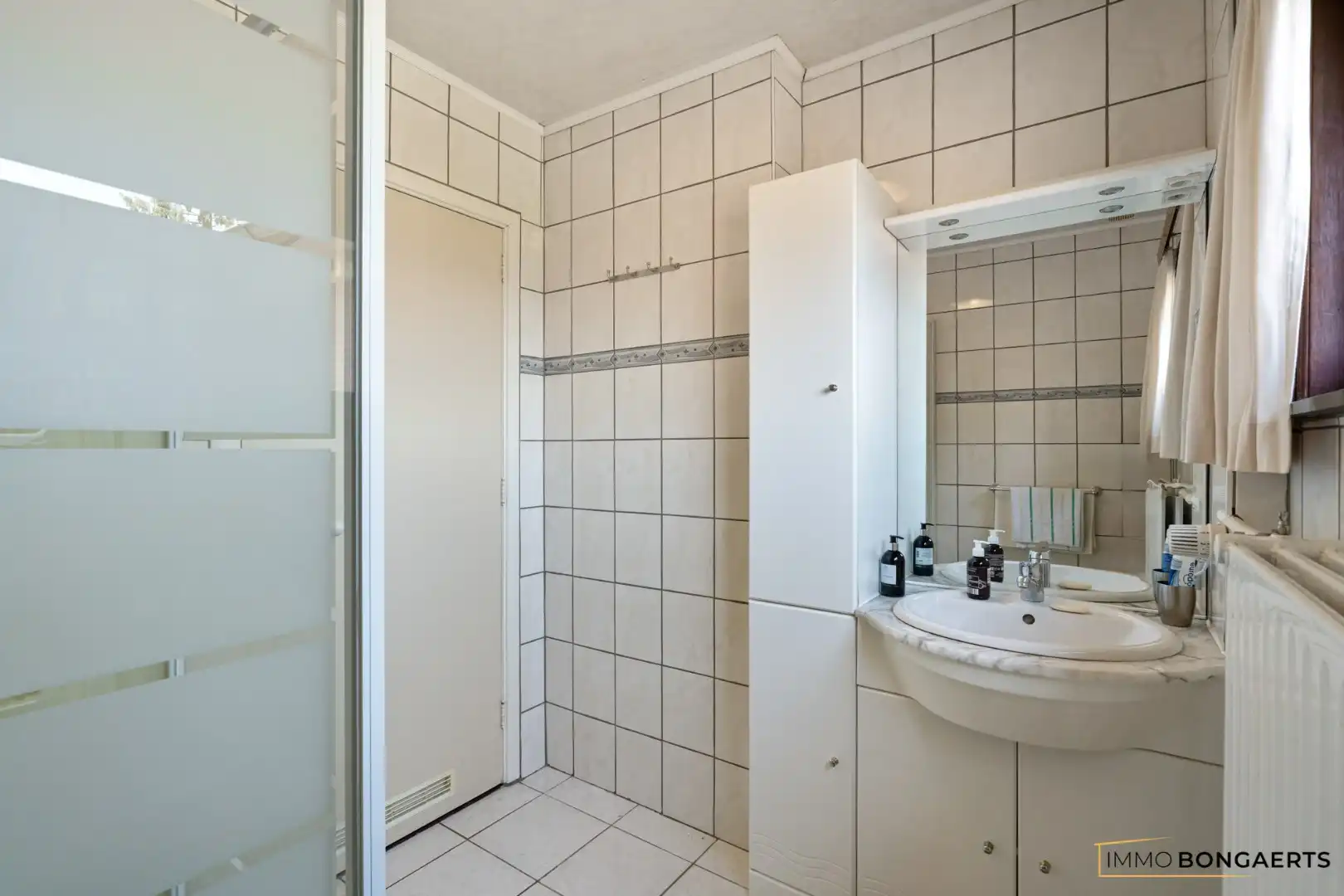 Rustig gelegen bungalow op een mooi perceel van 9 are foto 19