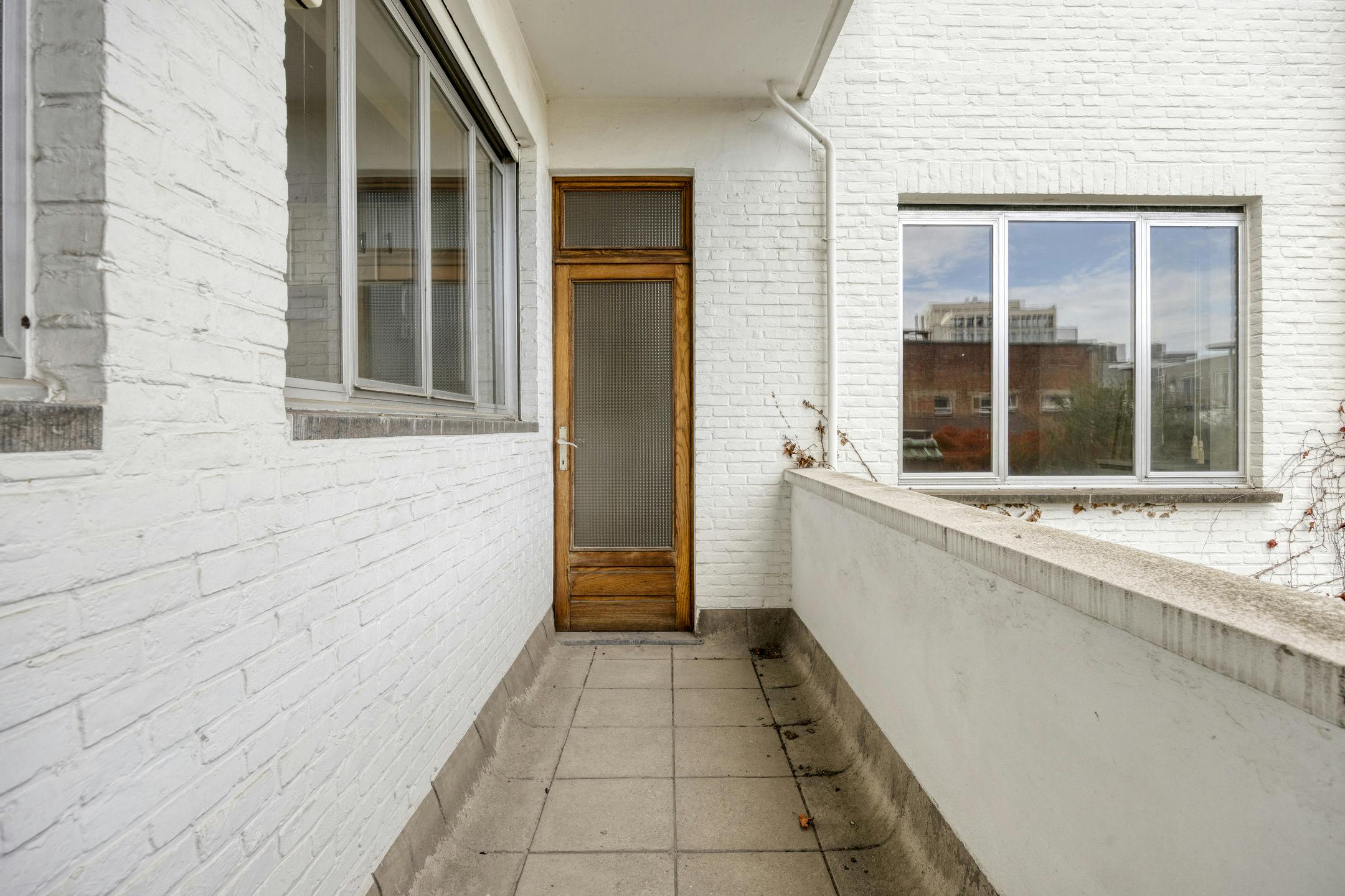 Te renoveren opbrengsteigendom met 3 appartementen en handelspand in Antwerpen foto 26