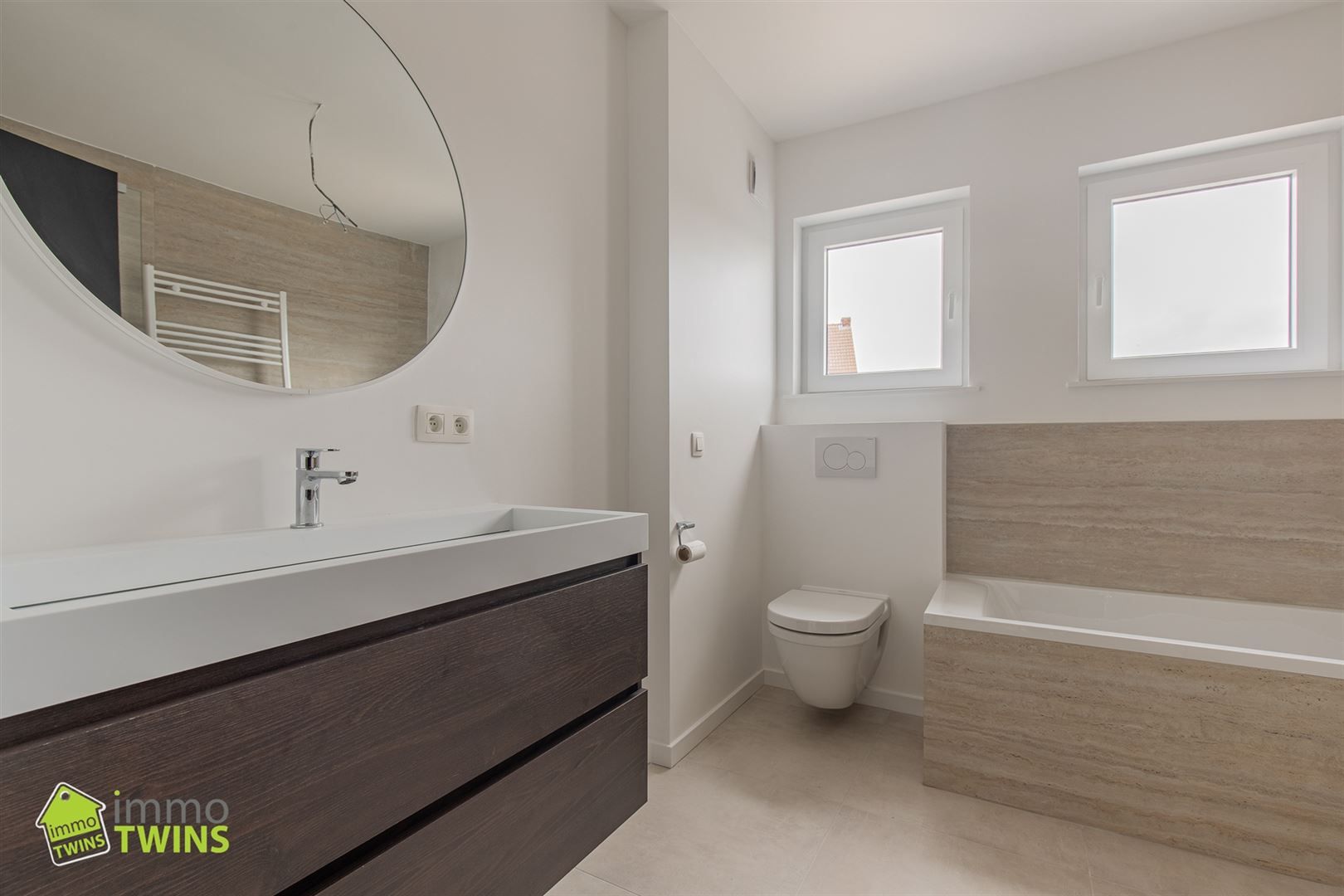 Ruime gerenoveerde bel-etagewoning te Oudegem foto 15