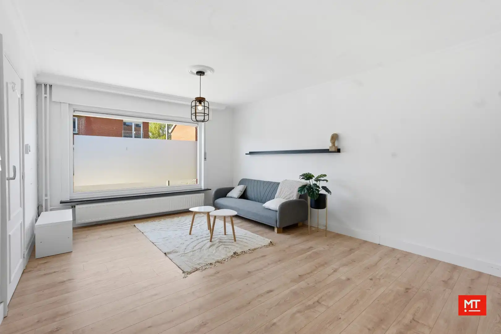 Instapklare, energiezuinige woning met 3 slaapkamers, tuin en garage te koop in een rustige wijk te Zonnebeke foto 2