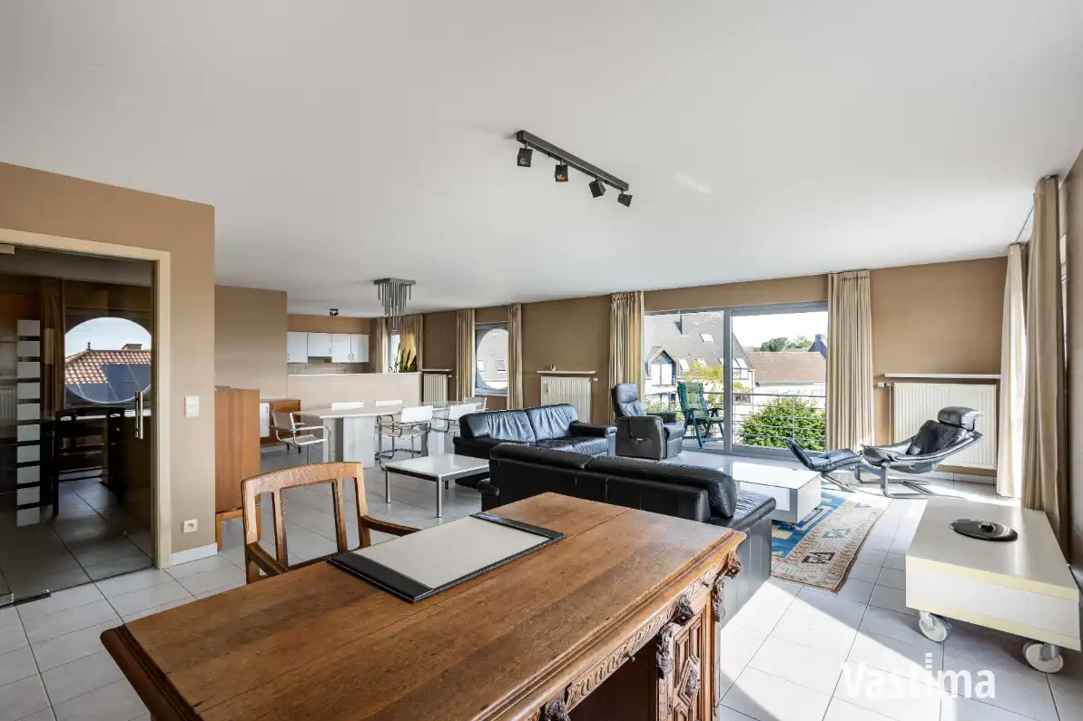 Appartement met 3 slaapkamers en garage in Haaltert foto 3