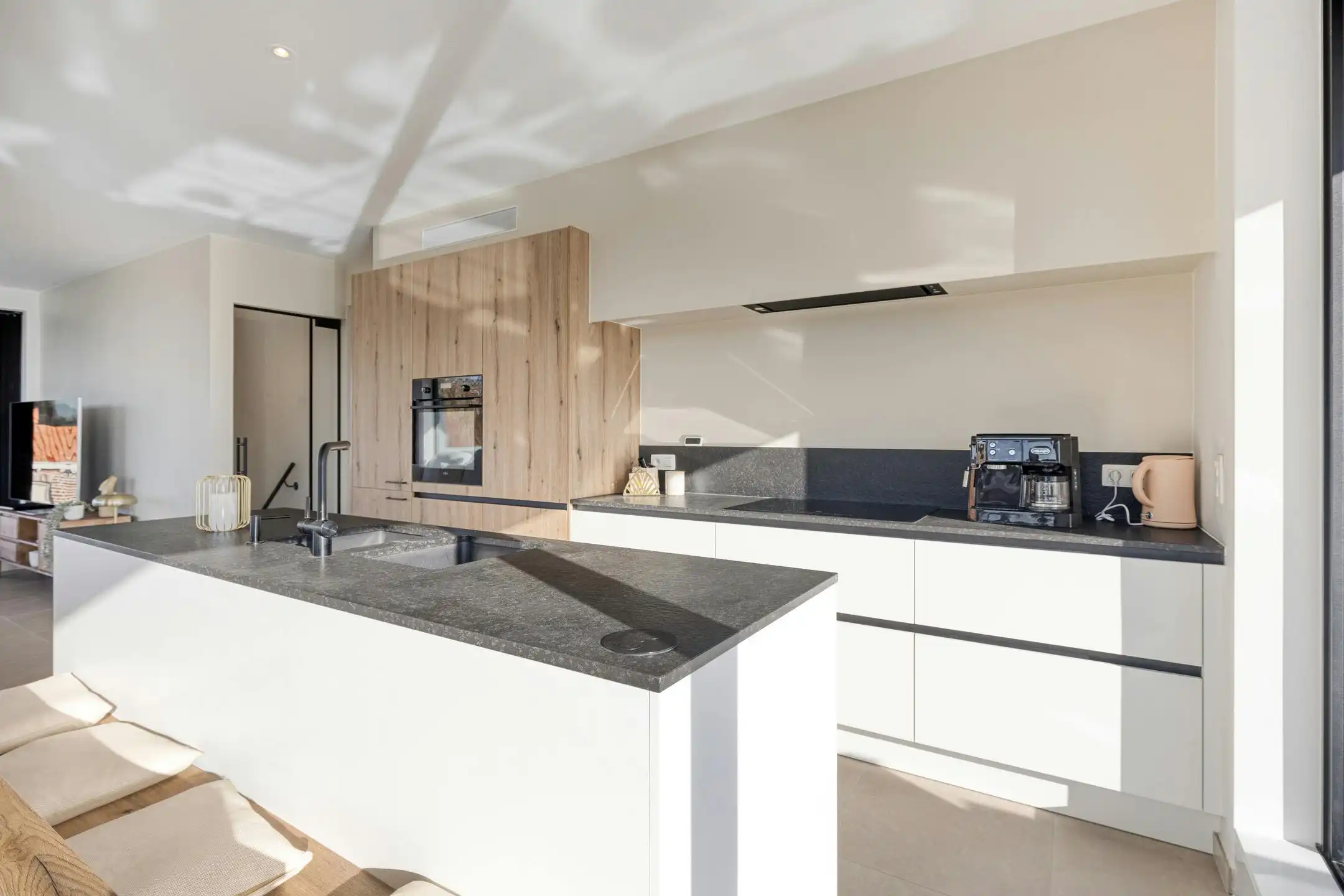 Nieuw huis met lift, groot terras en prachtig verzicht foto 9