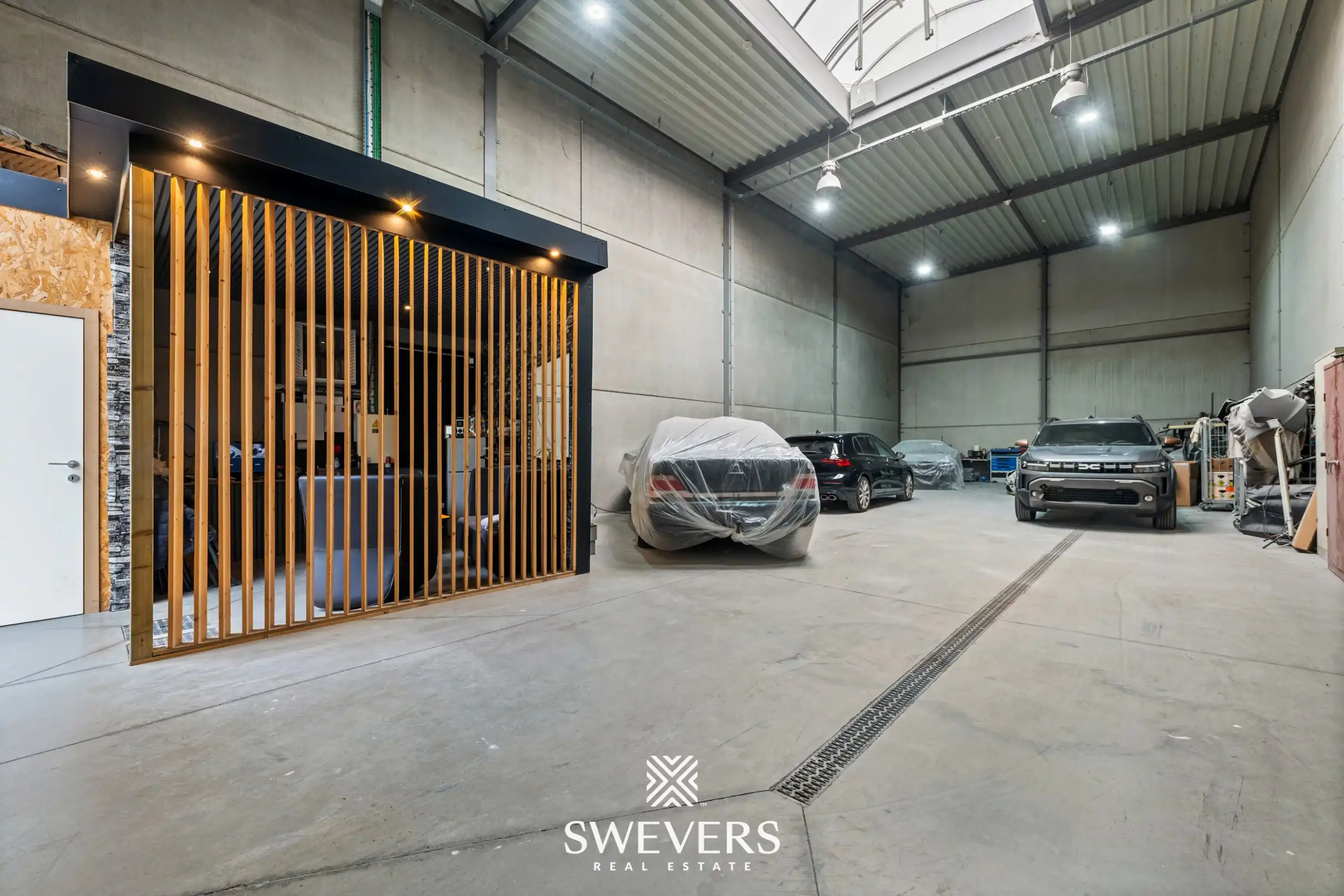 Instapklare recente KMO-unit 198m2 te Diepenbeek: ideale opbrengsteigendom of uw eigen activiteit? foto 4
