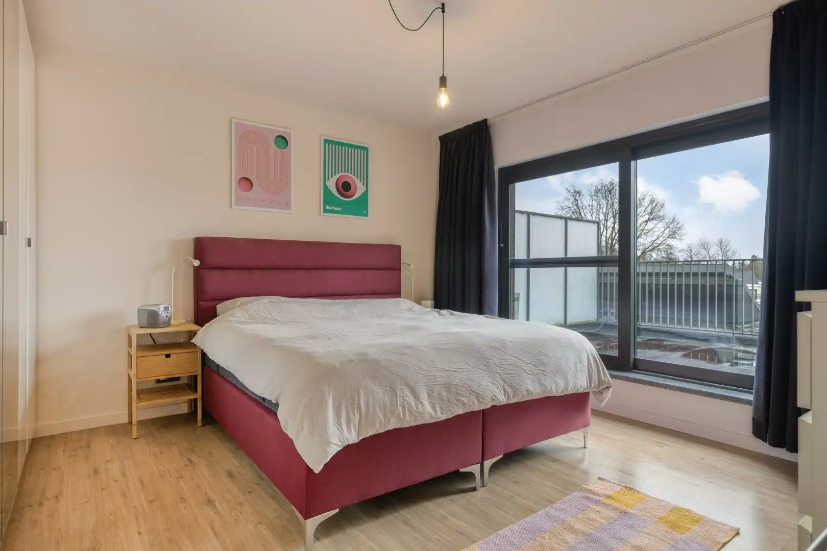 Instapklare bel-etagewoning met dubbele garage en tuin in het centrum van Retie foto 21