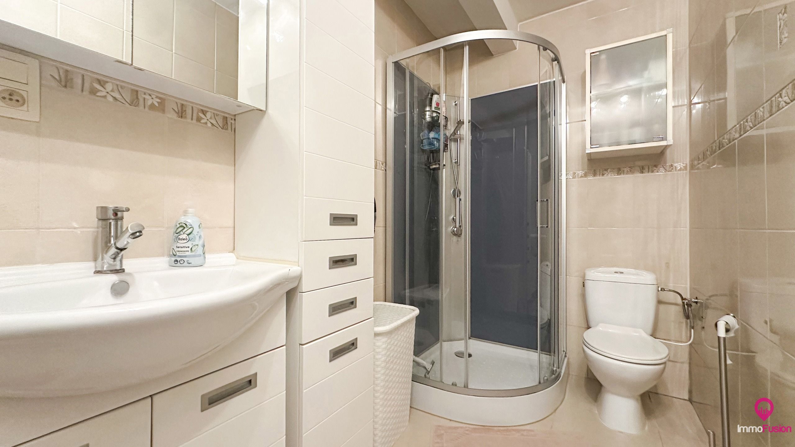 Handelspand met gerenoveerd appartement en kangoeroewoning! foto 7