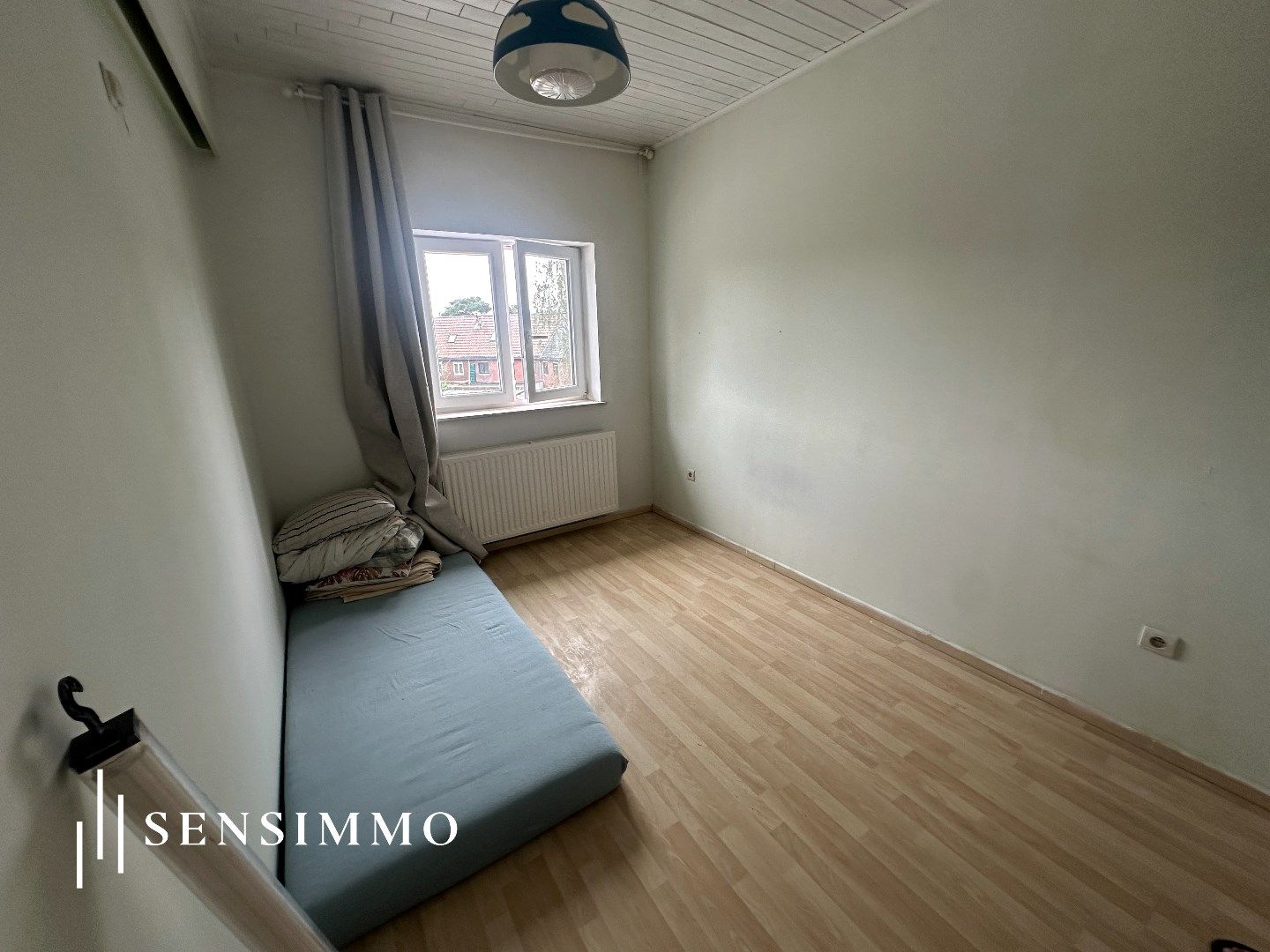 Rijwoning met 4 slaapkamers, tuinberging en garage foto 15