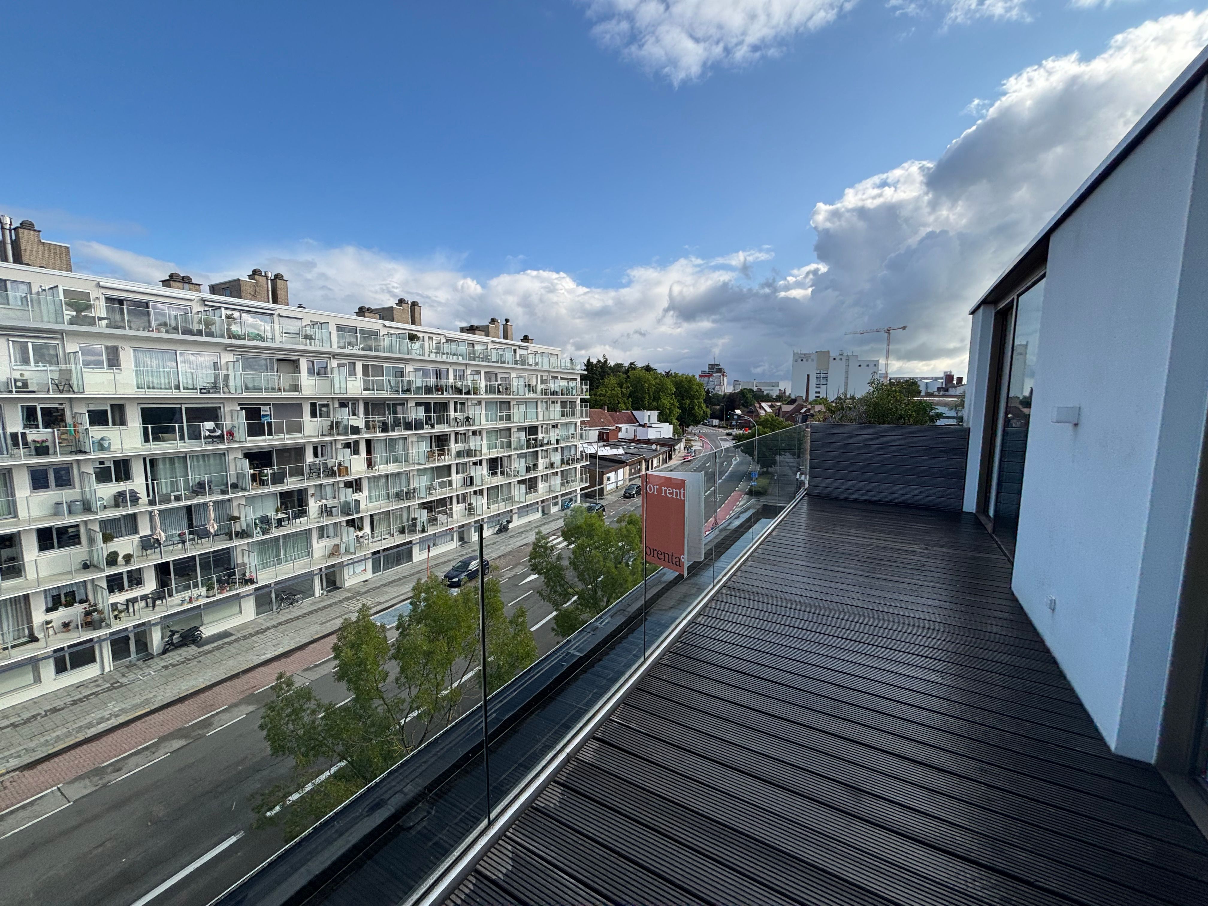 Lichtrijke, moderne en energiezuinige penthouse te koop in Roeselare foto 16