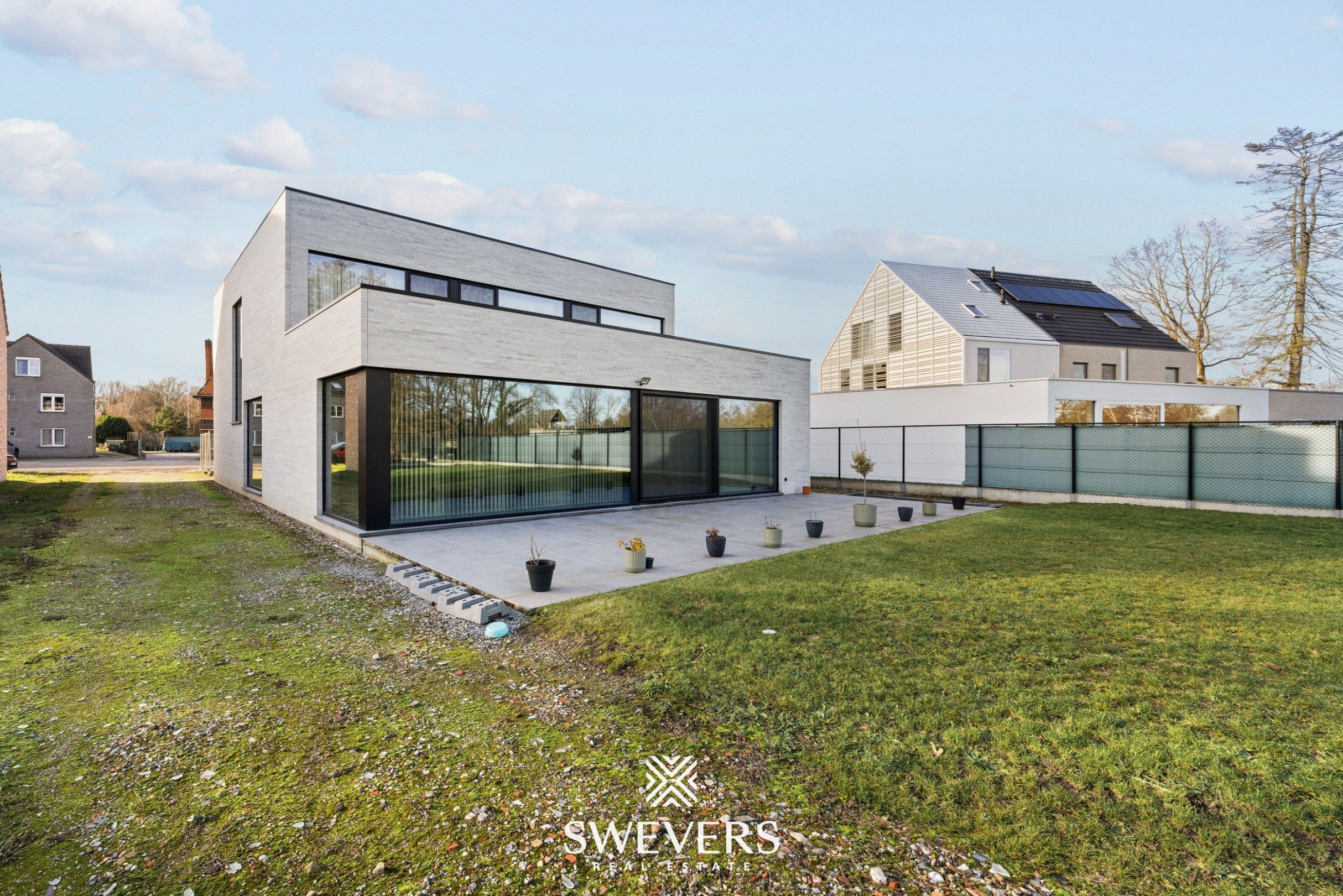 Exclusieve luxe villa (2023) met 6 slaapkamers op riant perceel in Zonhoven foto 35