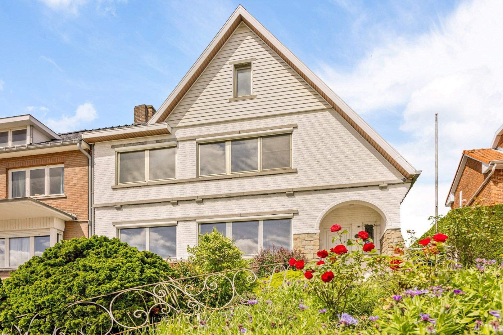 Mooie woning in stadsrand met aangename tuin en 2 garages foto 29