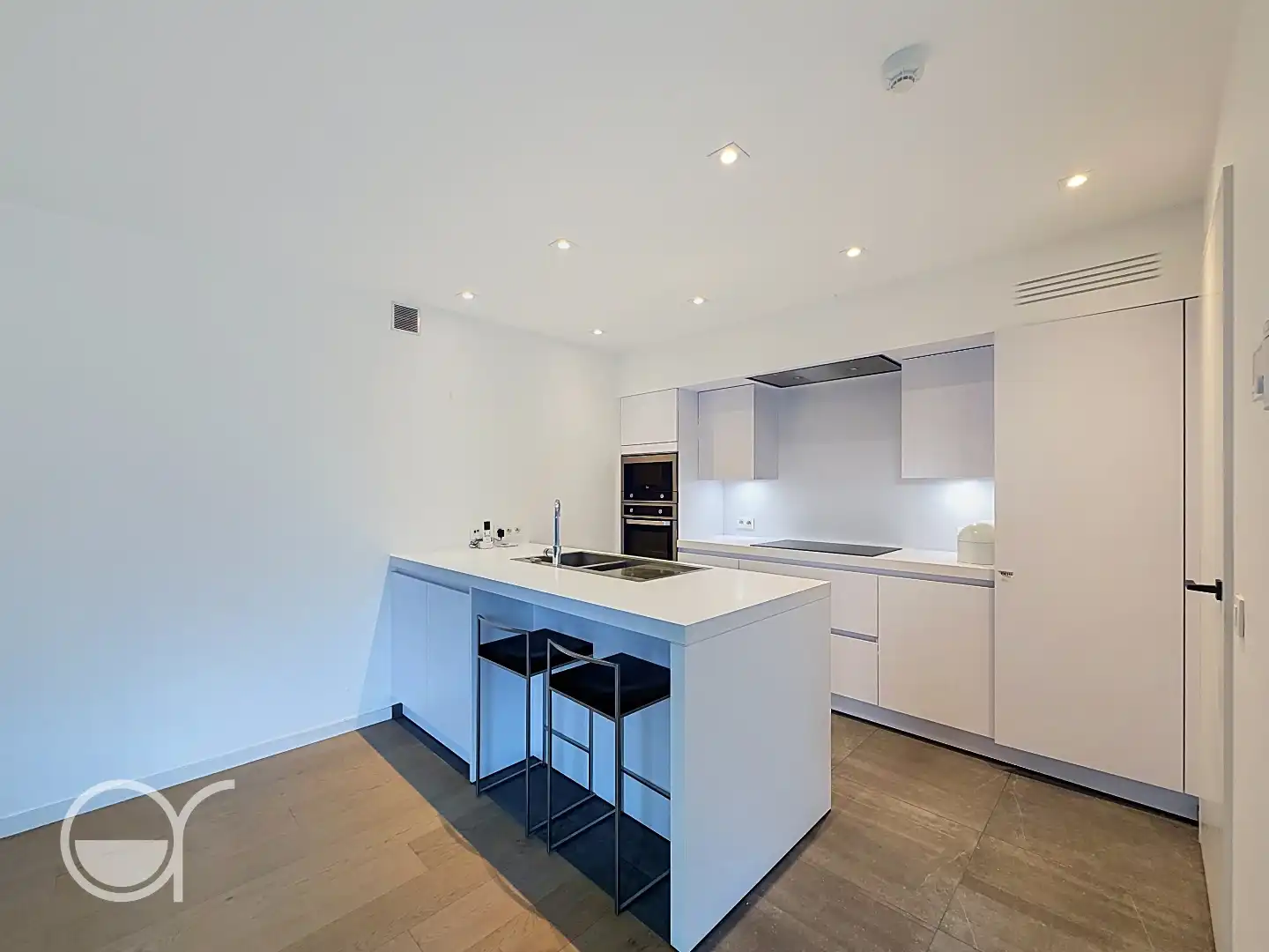 Luxueus gelijkvloers appartement in het dorp van Sint-Martens-Latem foto 5