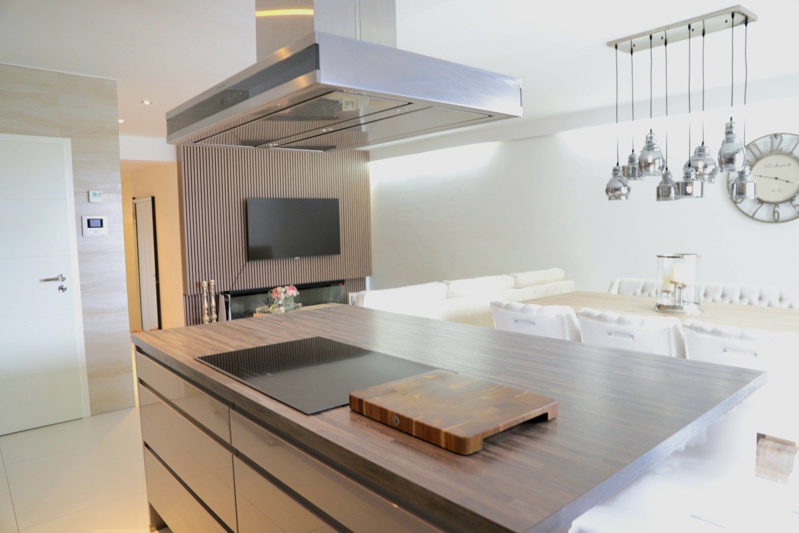 Prachtig appartement met 2 slaapkamers in het centrum van Maasmechelen foto 10