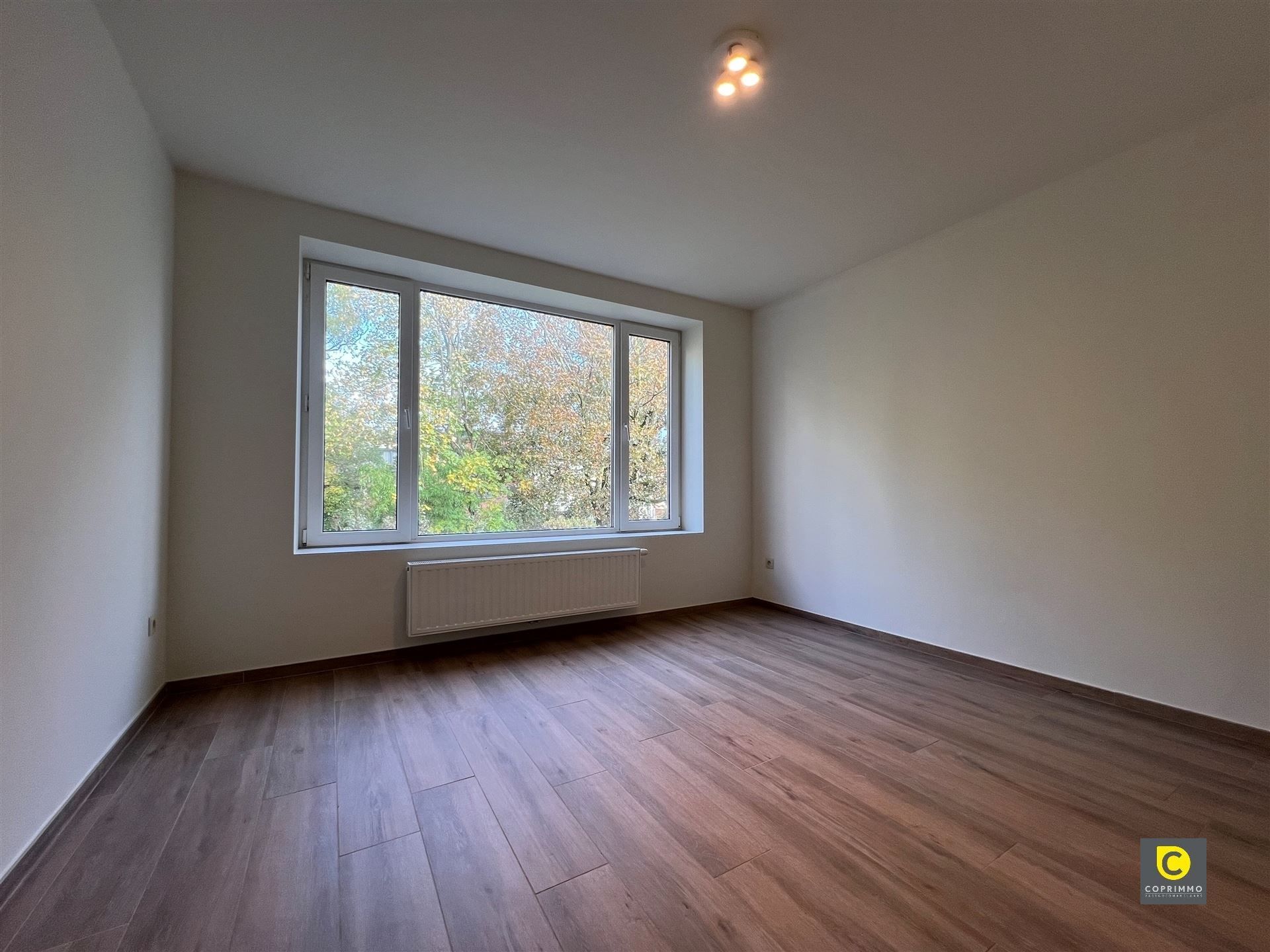 Instapklaar 2 slaapkamer appartement! foto 3