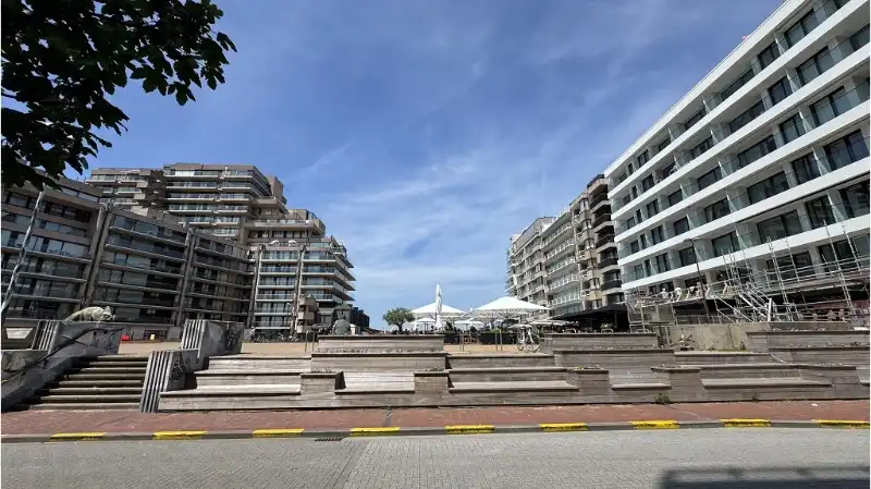 Knokke - Van Bunnenplein - Ruim en instapklaar Handelspand te koop in Knokke foto 15