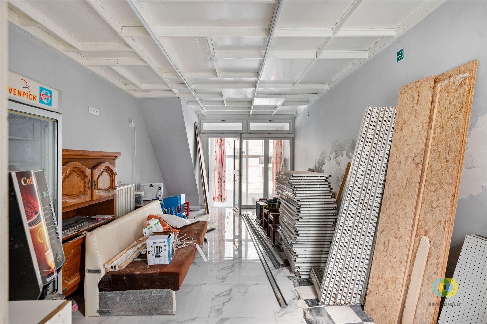 Huis met koer en drie slaapkamers mogelijk foto 9