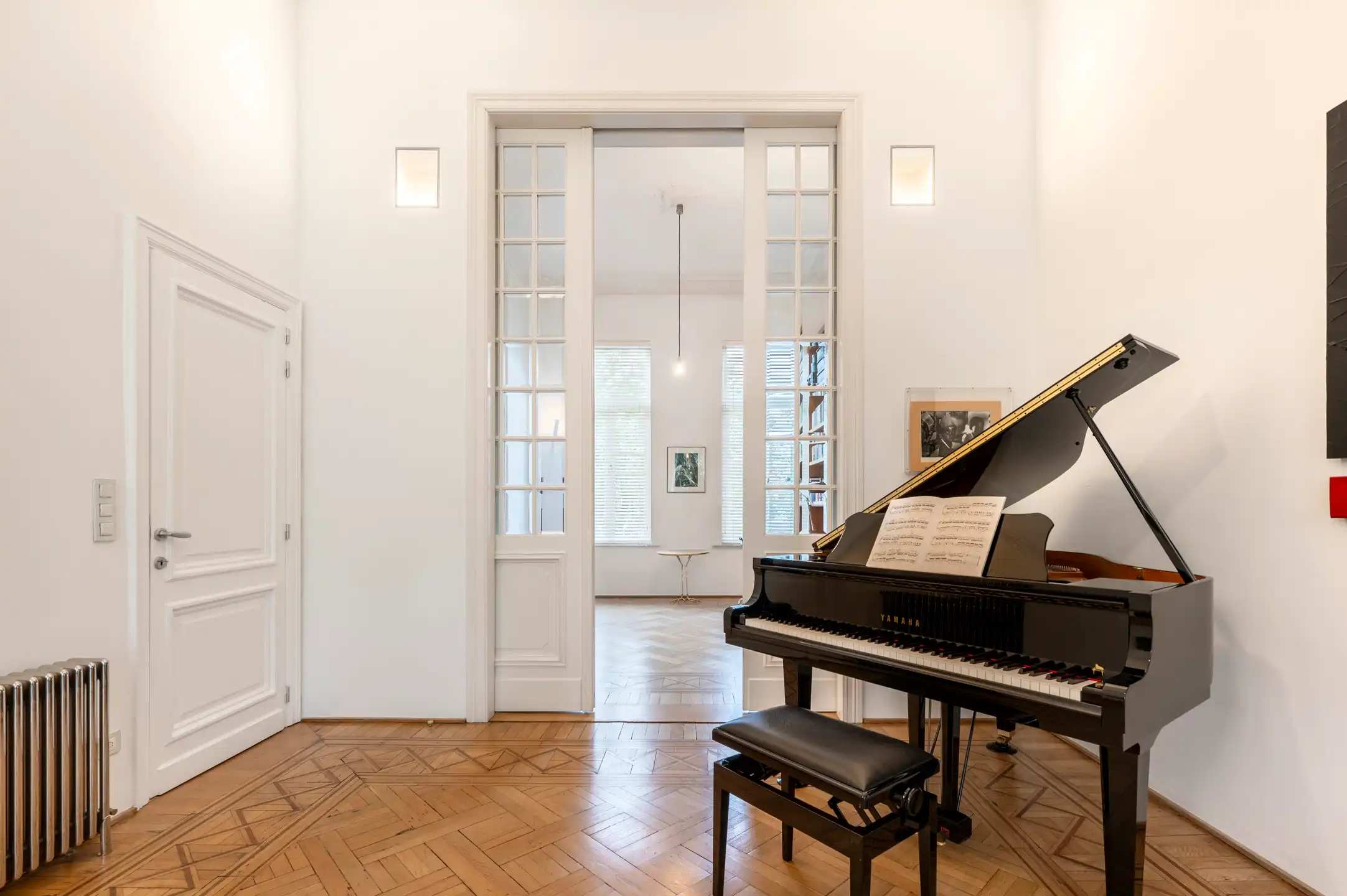 ANTWERPEN-ZUID - Stijlvol herenhuis met sauna en zwembad foto 3