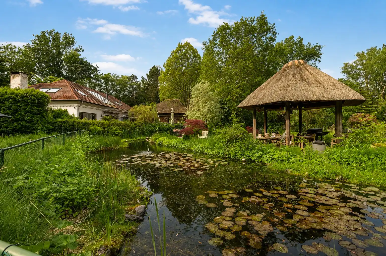 Exclusieve villa op uniek domein van 20.201 m² op een topligging foto 3
