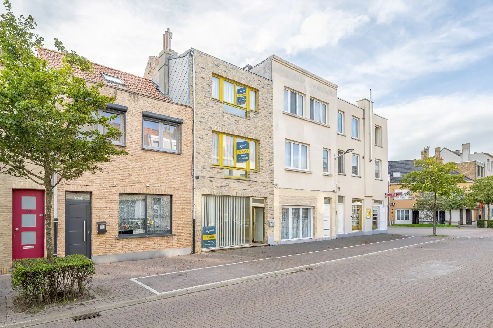 Handelsruimte/woning met polyvalente ruimte en 2 slaapkamers in Oostende foto 2