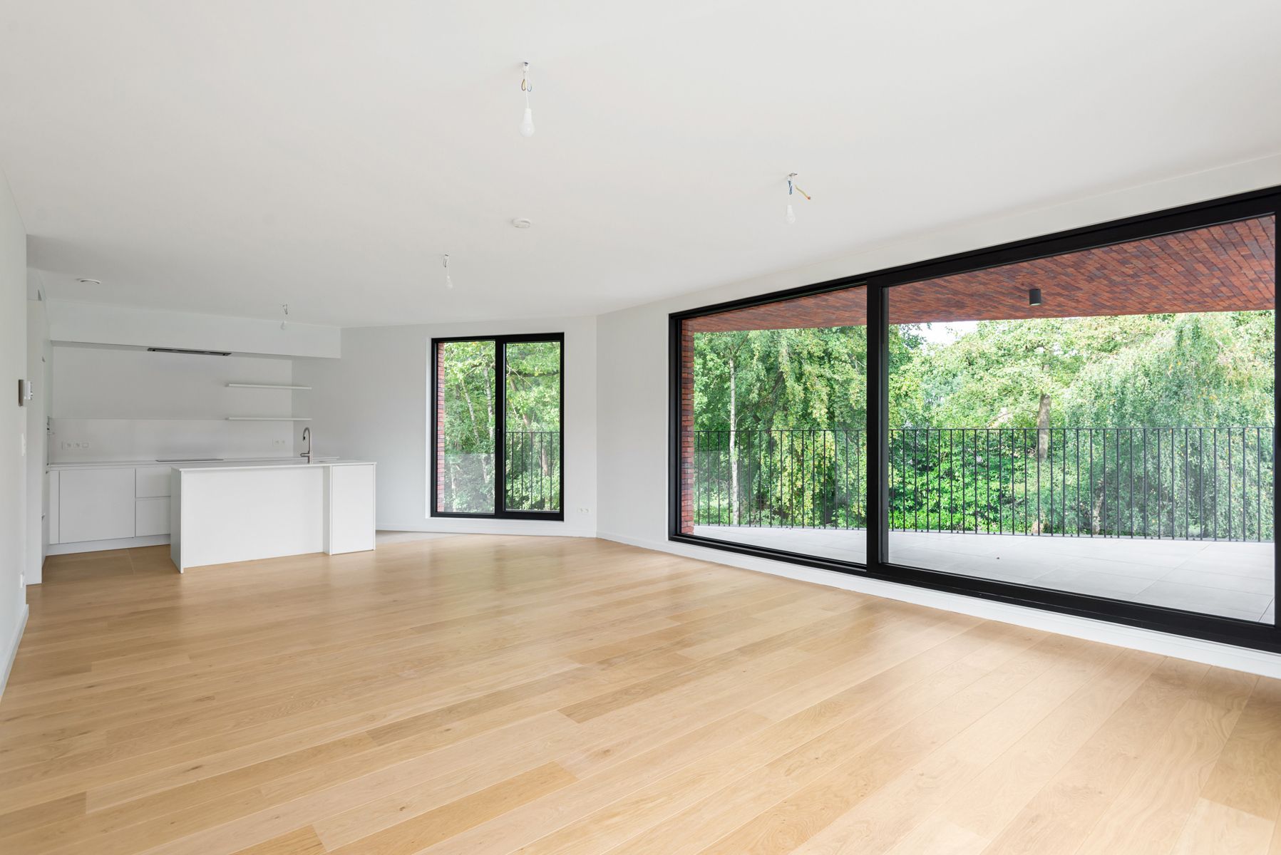 Nieuwbouwappartement met 1 slpk. + dressing/bureau en lift. foto 4
