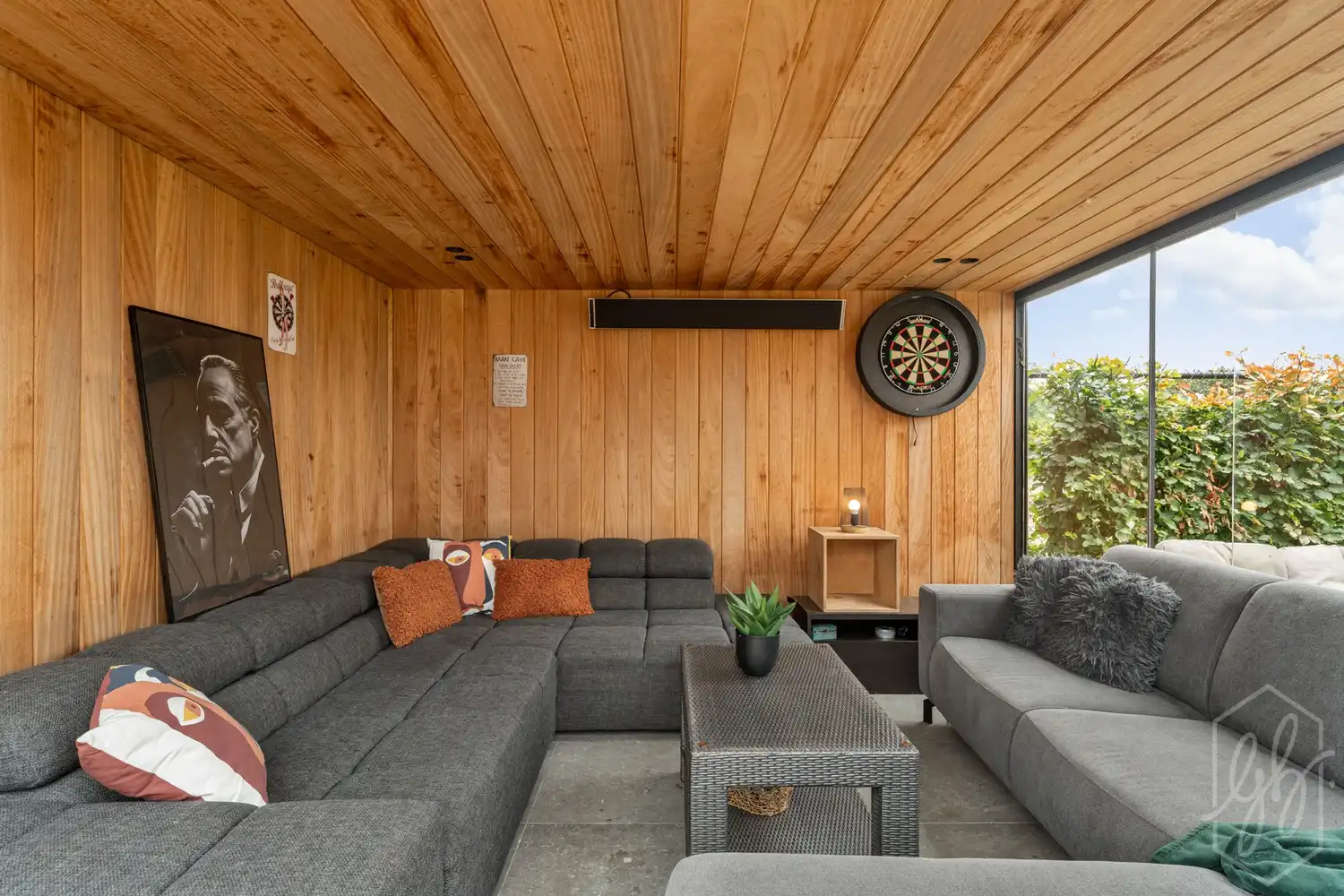 Instapklare BEN woning uit 2019 met zuidgerichte tuin en poolhouse foto 23