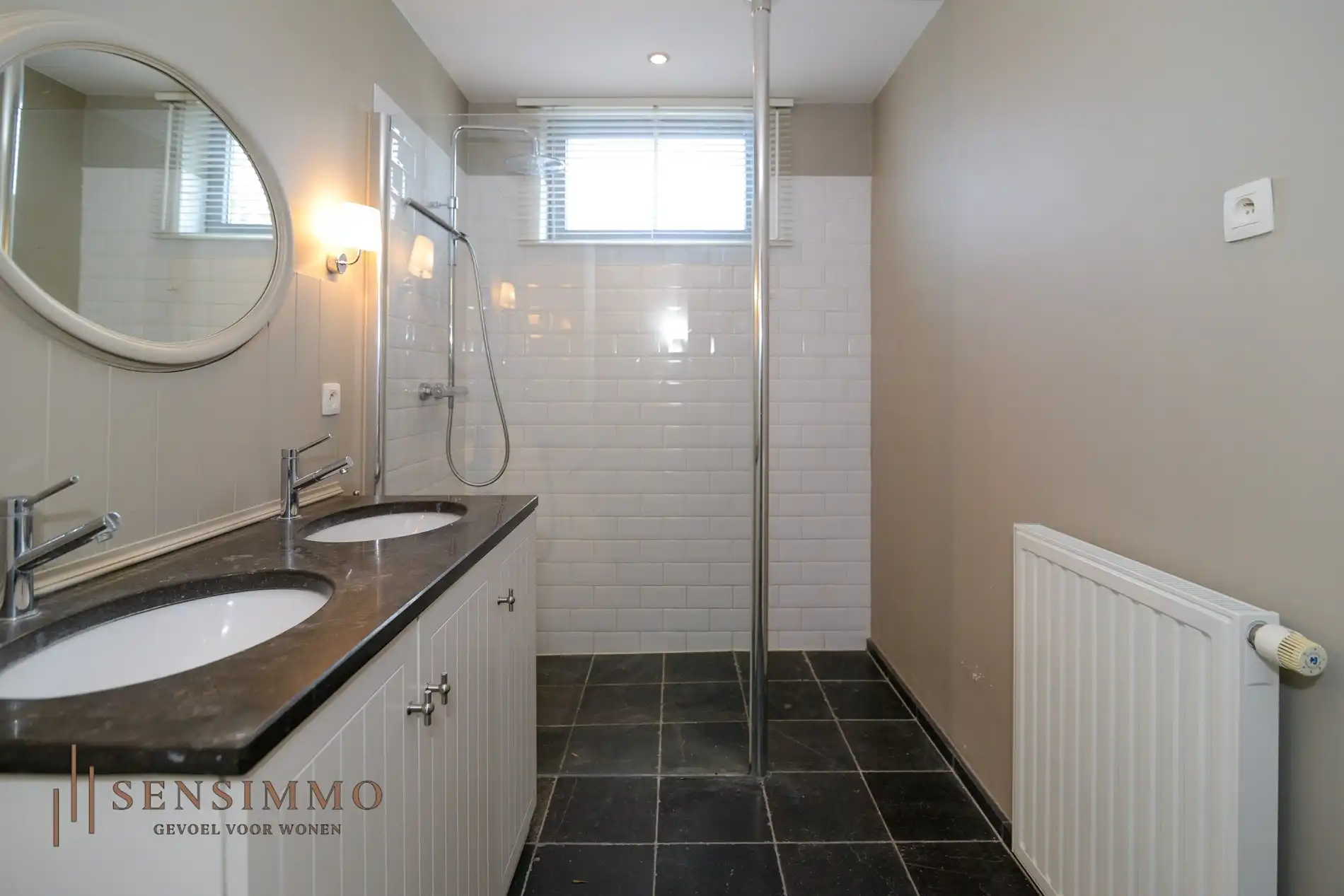 Modern tweeslaapkamers appartement met terras in Bilzen-Hoeselt  foto 16