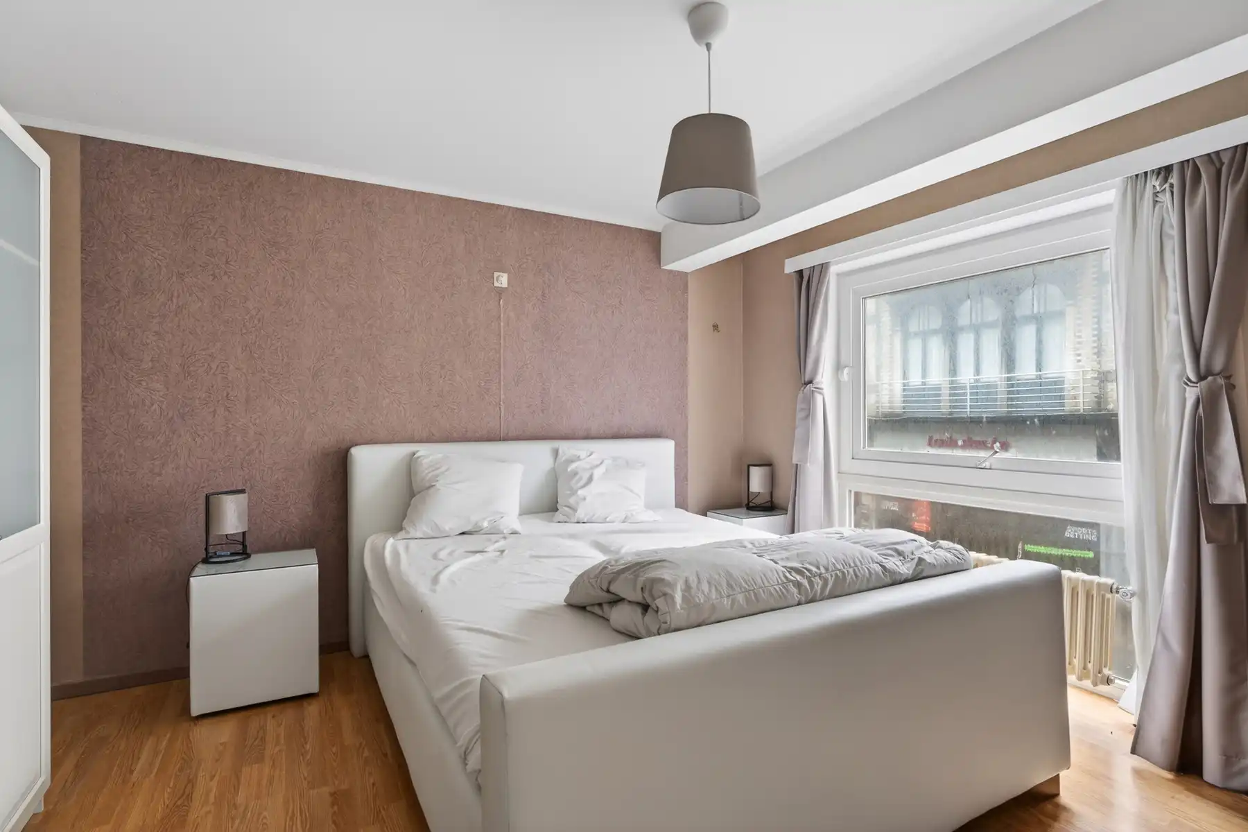 3 slpk hoekappartement in het commercieel centrum! foto 9