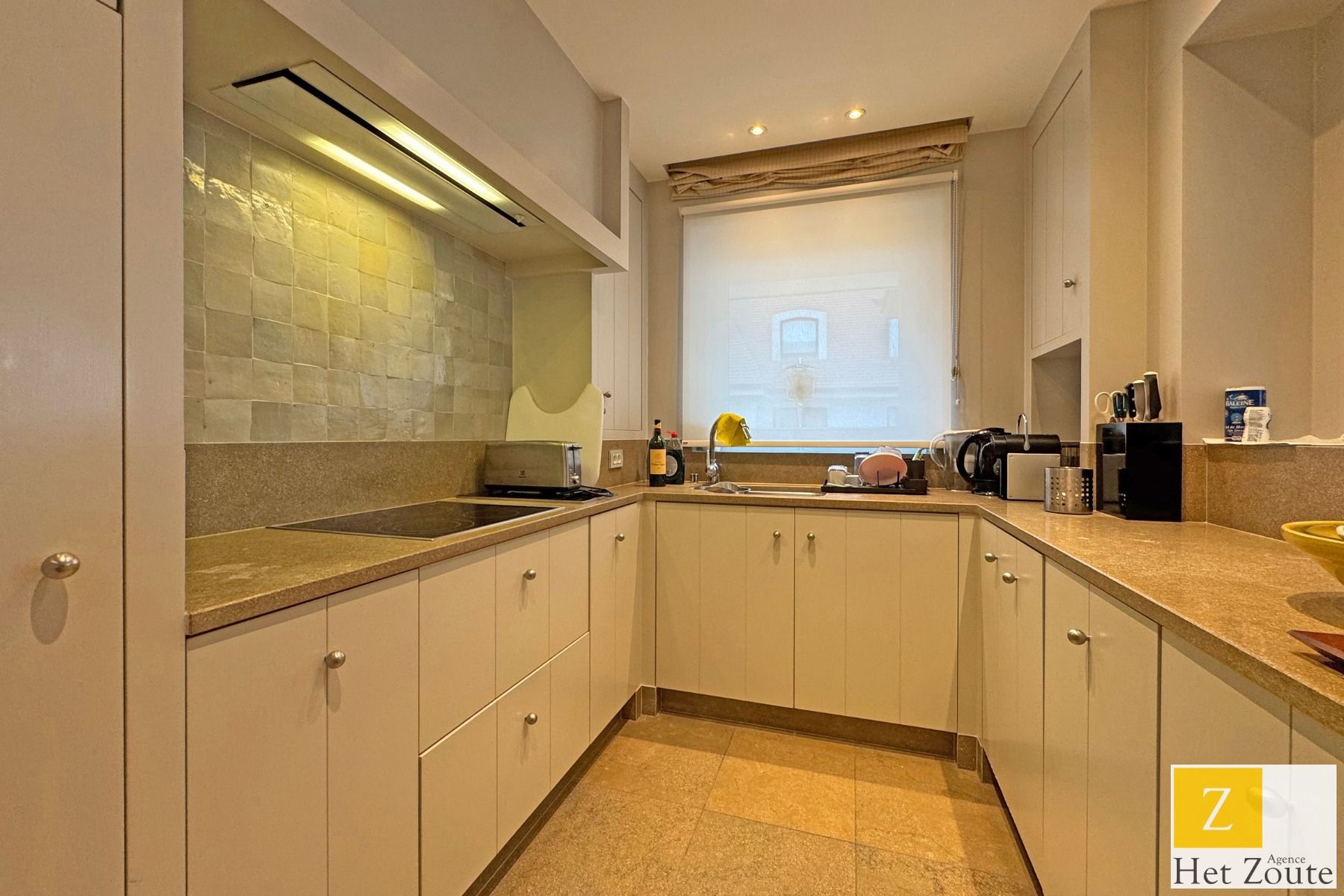 Charmant gemeubeld appartement in hartje Zoute foto 6