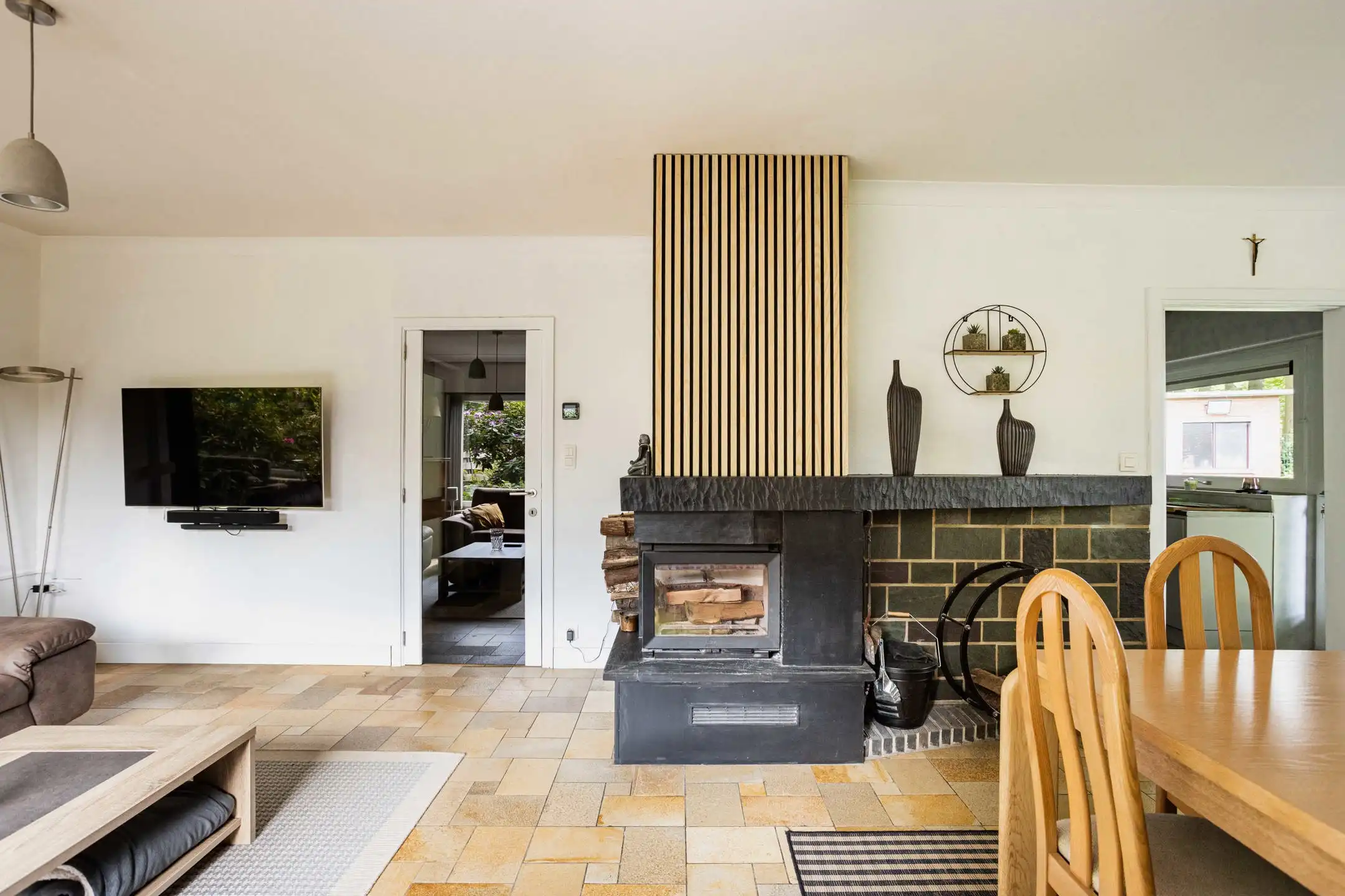 Te moderniseren bungalow met bos in Louise-Marie foto 9